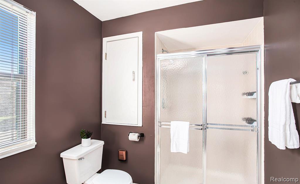 6619 Ridgefield Circle 205