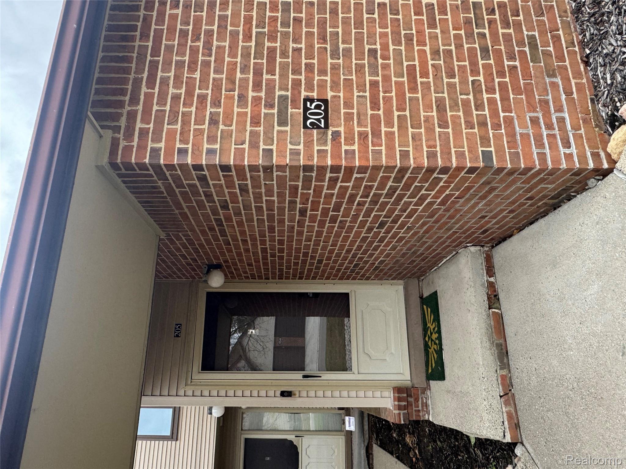 6619 Ridgefield Circle 205