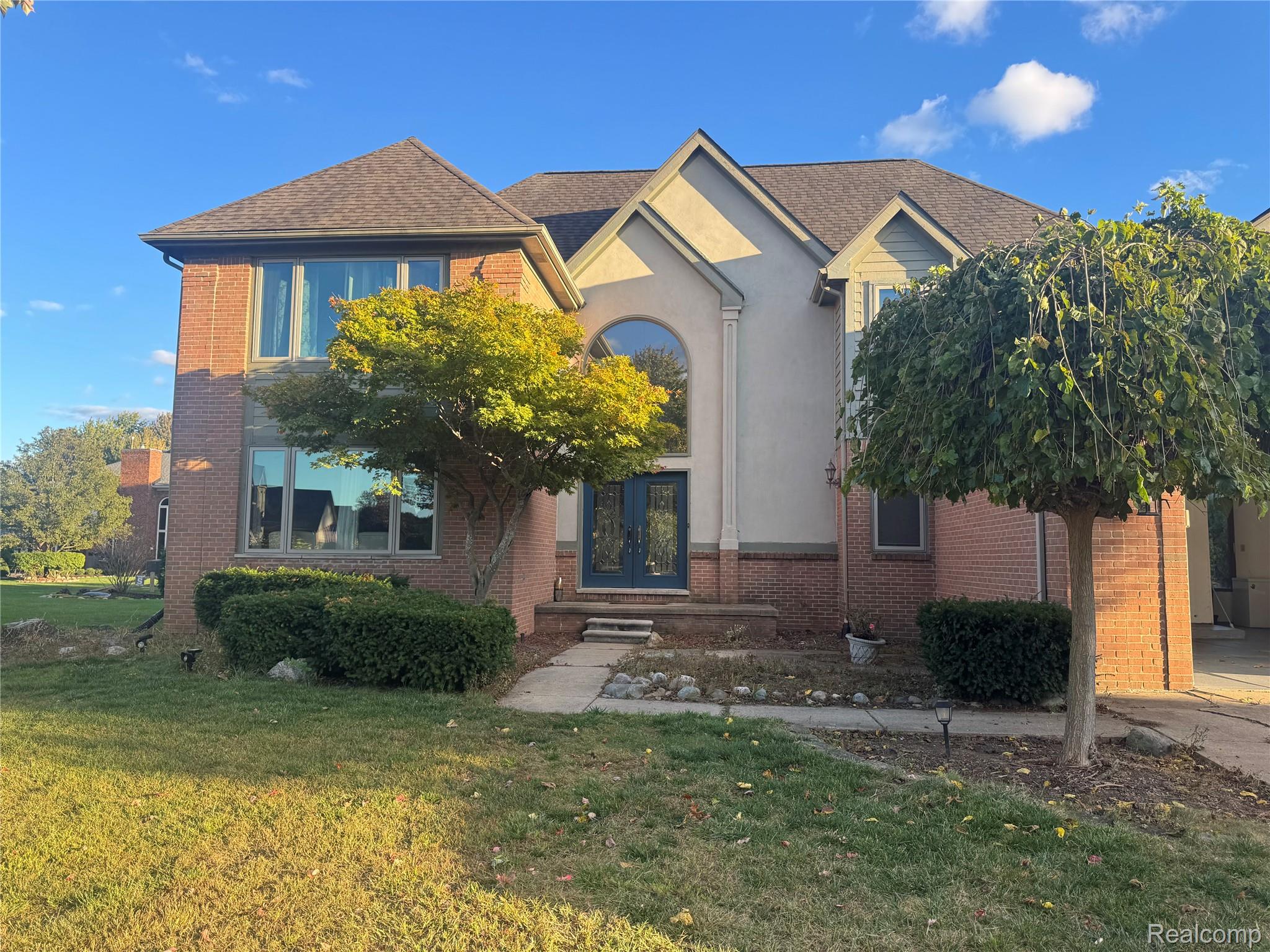 15002 Knightsbridge Drive