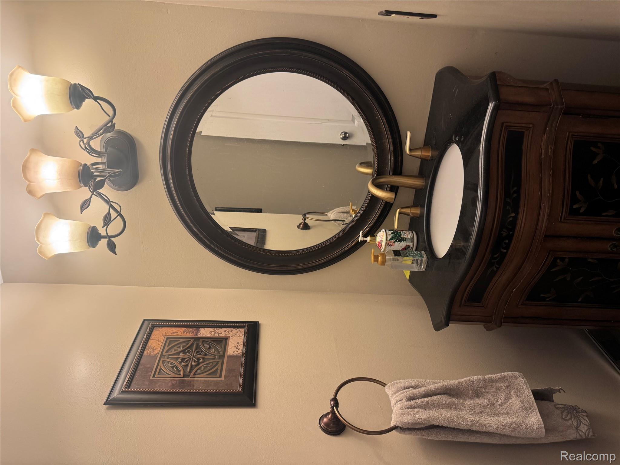 15002 Knightsbridge Drive