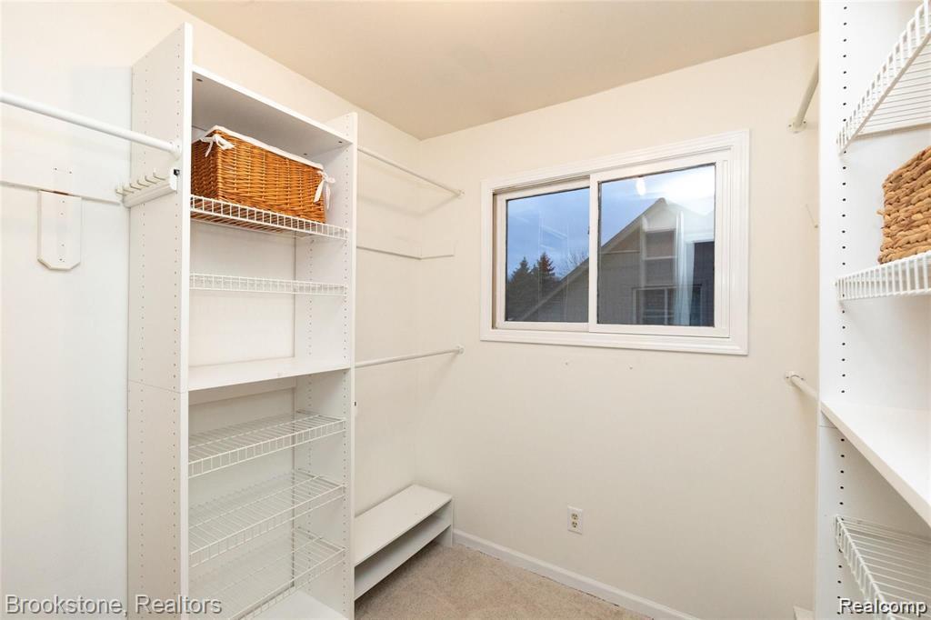 15002 Knightsbridge Drive