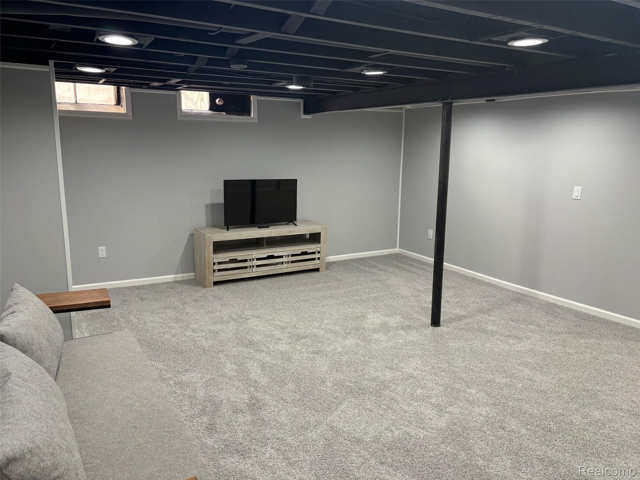 13842 Heritage Street