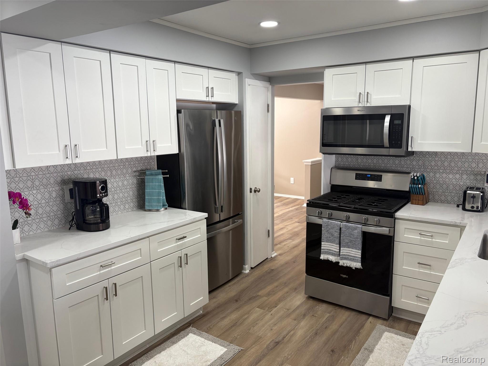 13842 Heritage Street