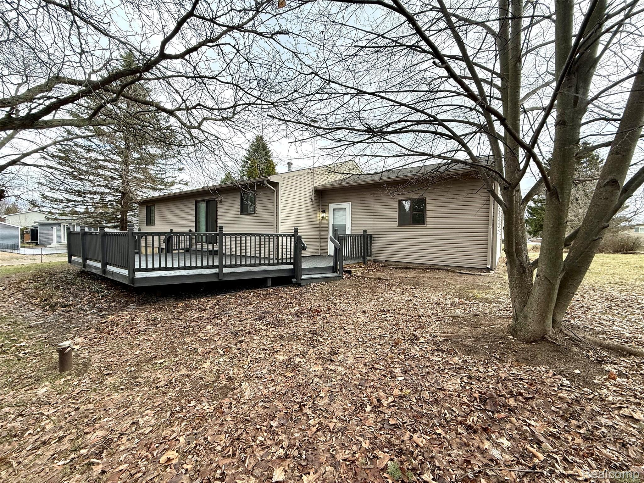 3639 Loch Drive