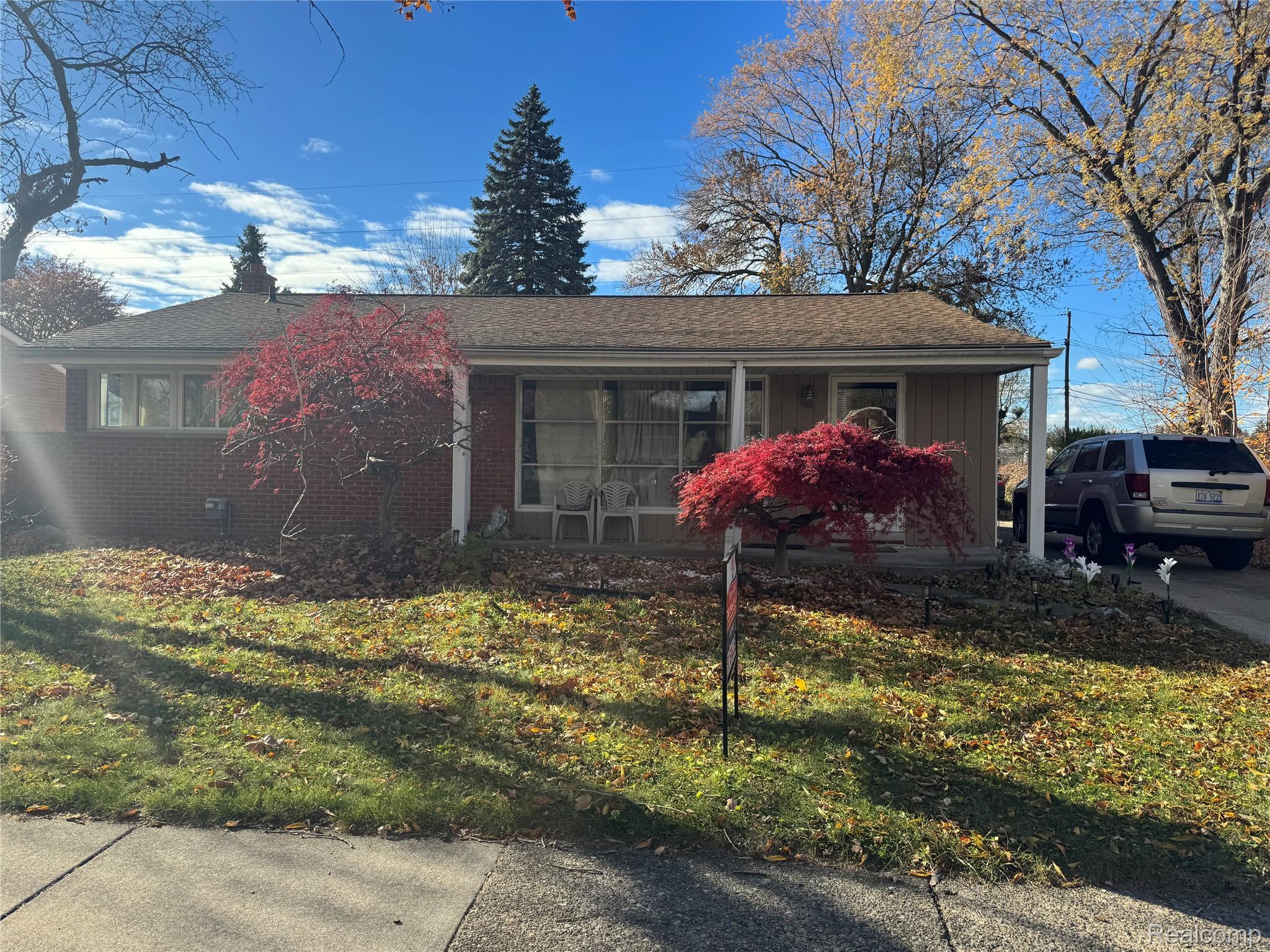 32075 Saint Annes Dr Drive