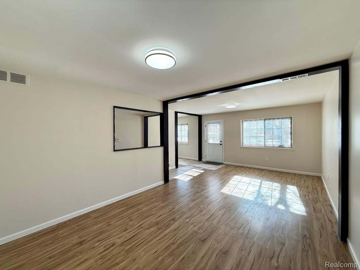 27032 Joan Street