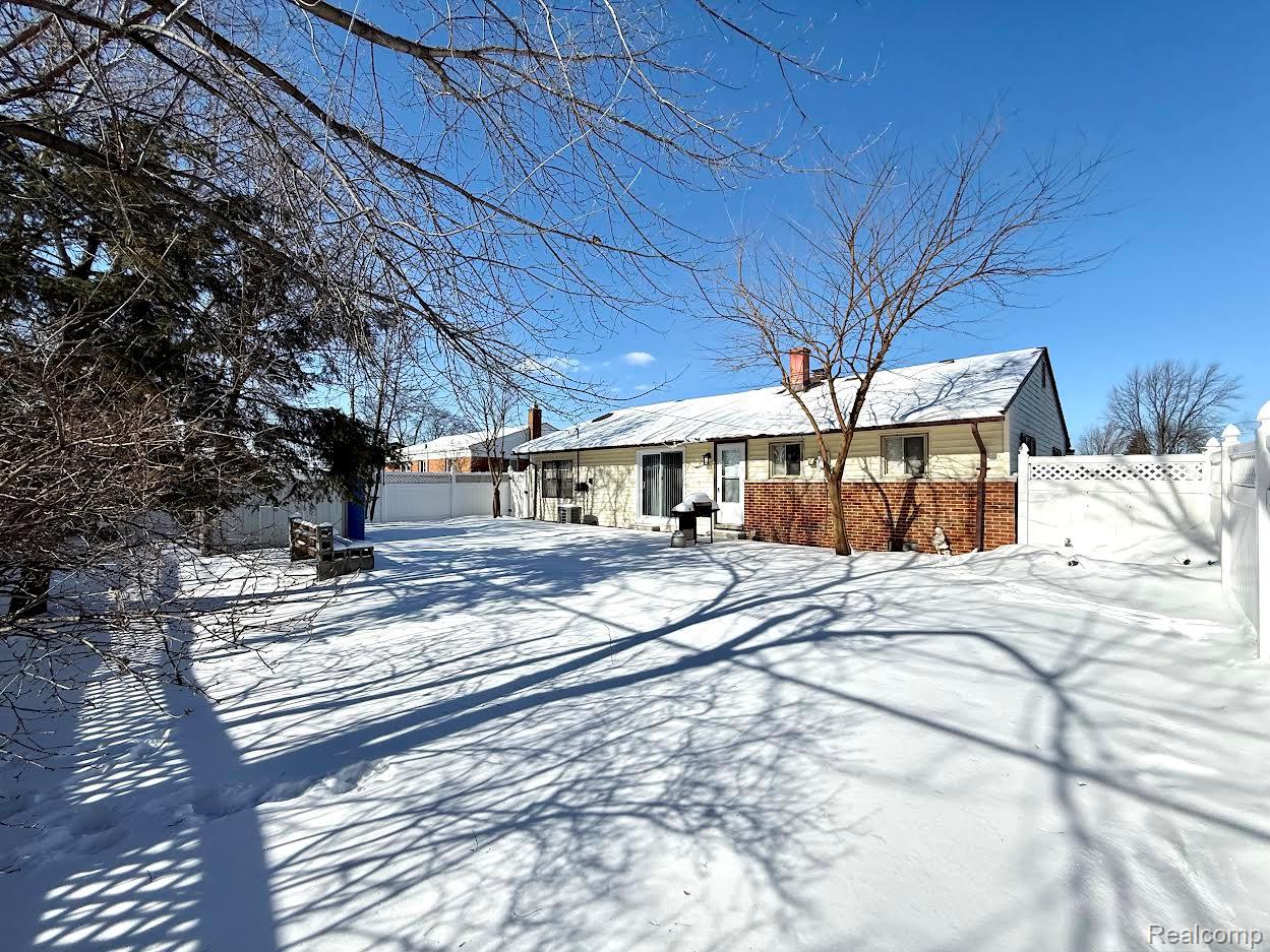 33659 Blackfoot Street