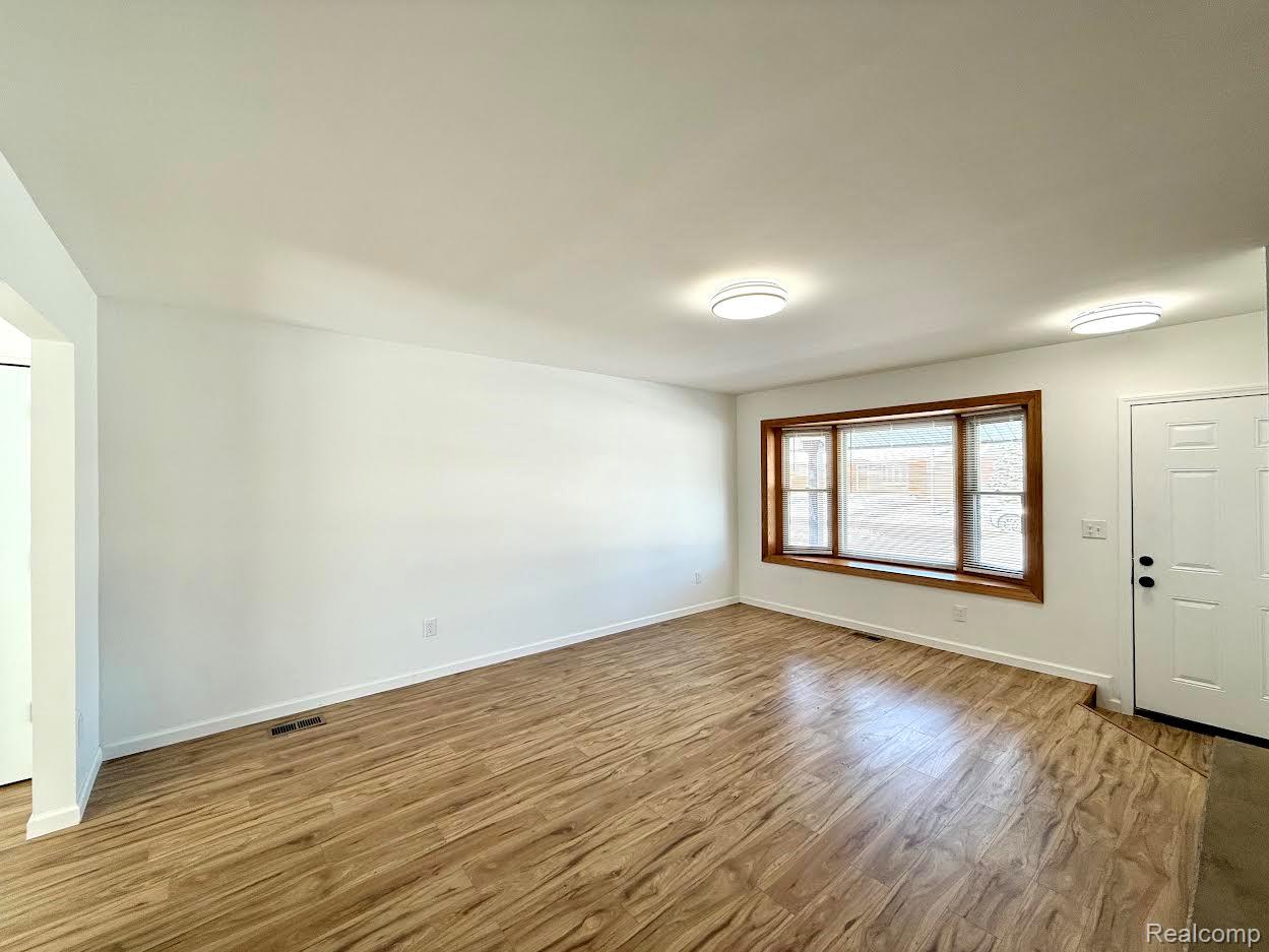 33659 Blackfoot Street