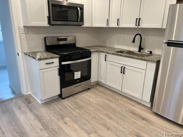 2460 Liverpool Street Five Mile Road