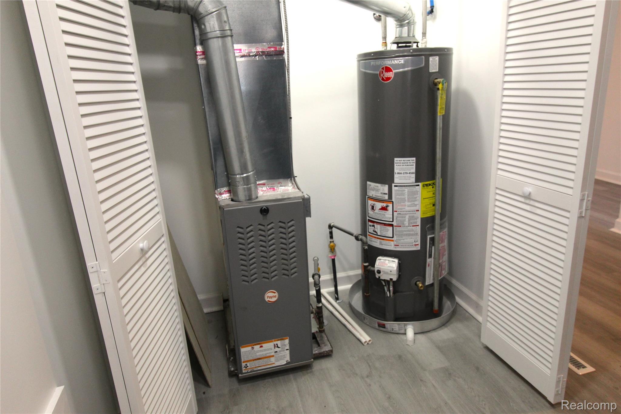 14622-14624 Huron Street