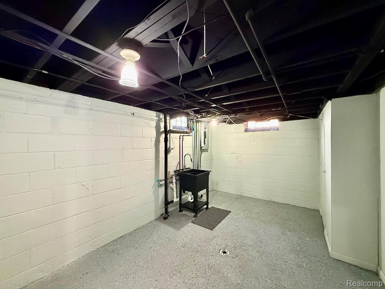 22301 Ardmore Park Drive