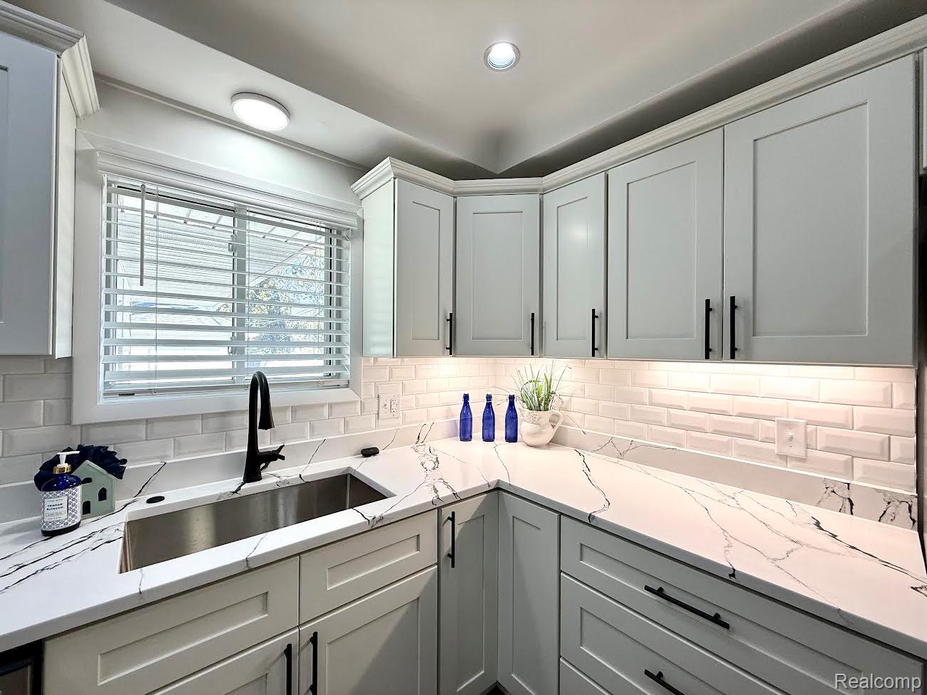 22301 Ardmore Park Drive