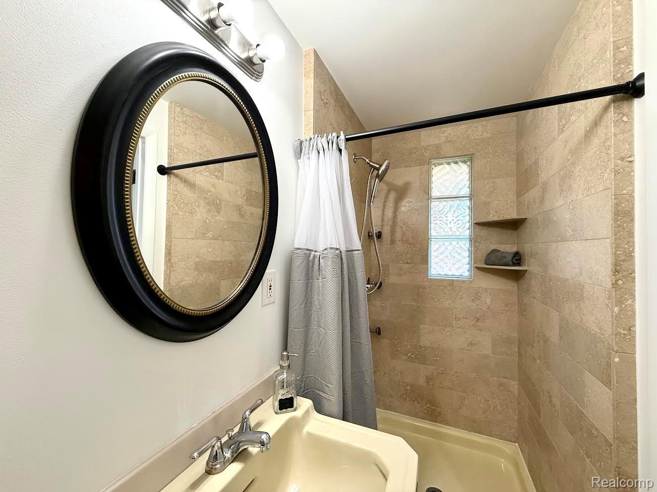 22301 Ardmore Park Drive