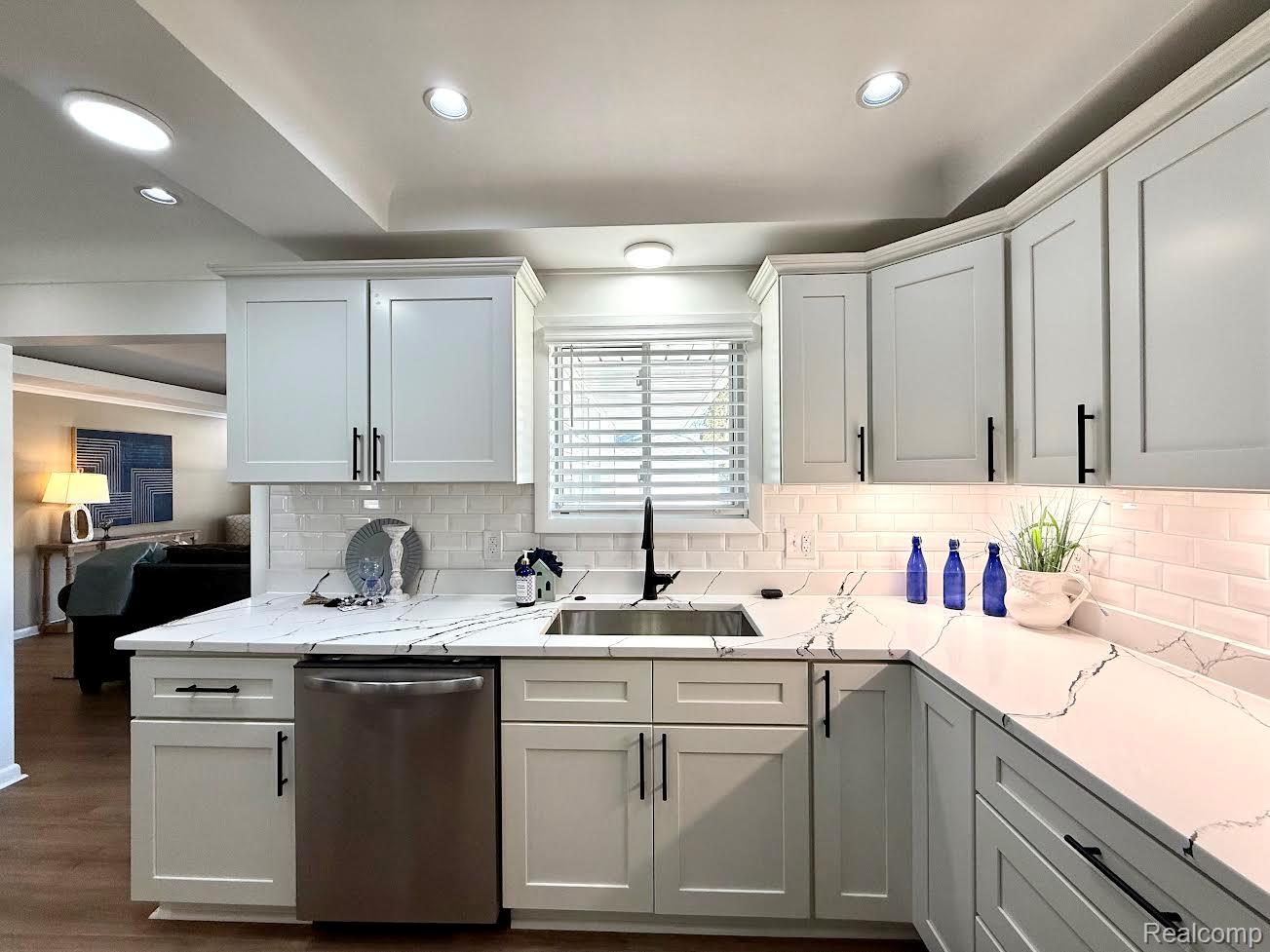 22301 Ardmore Park Drive