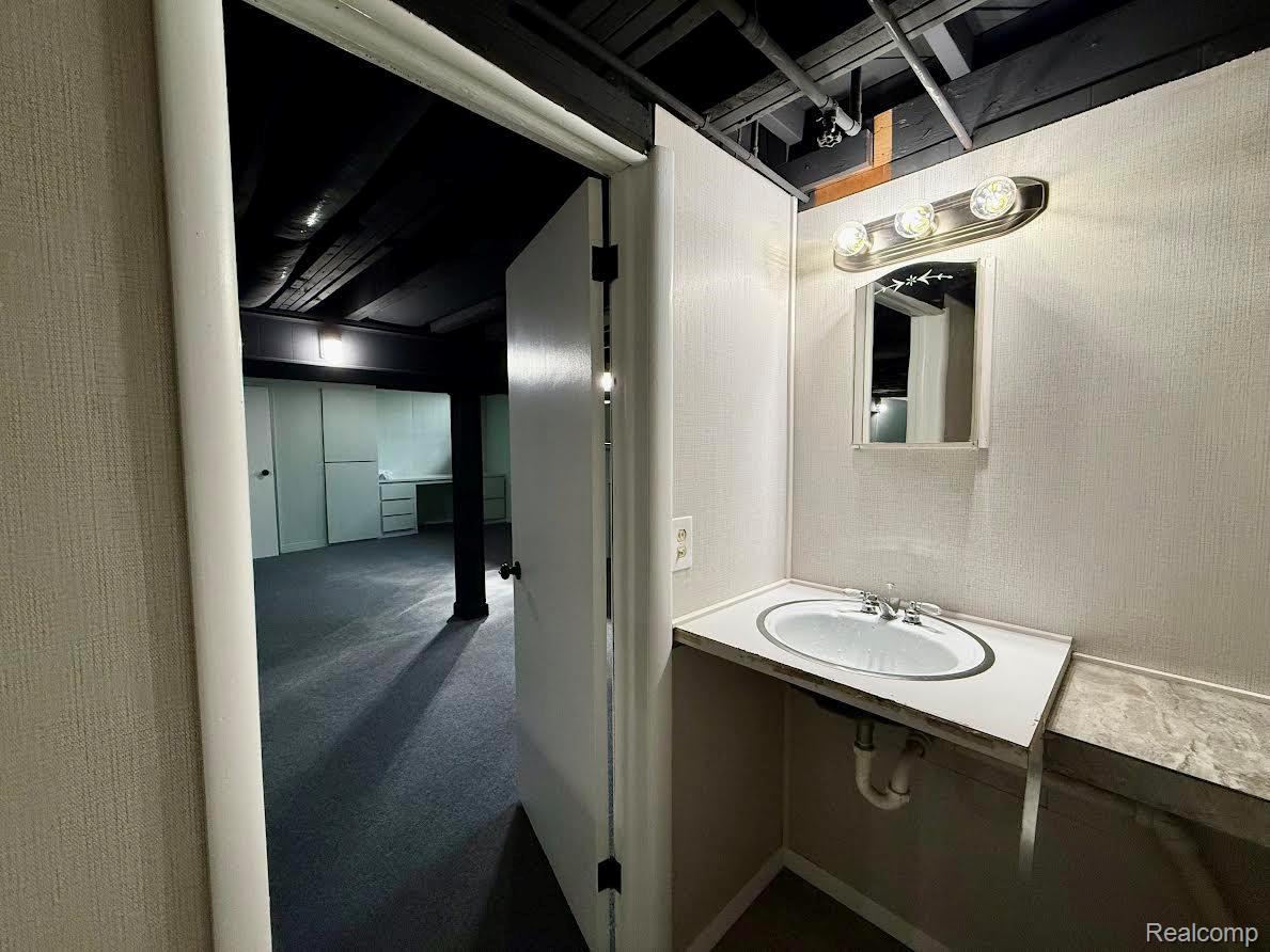 22301 Ardmore Park Drive