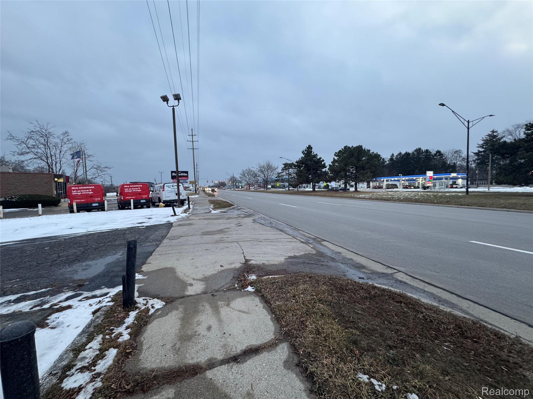 36320 S Gratiot Avenue