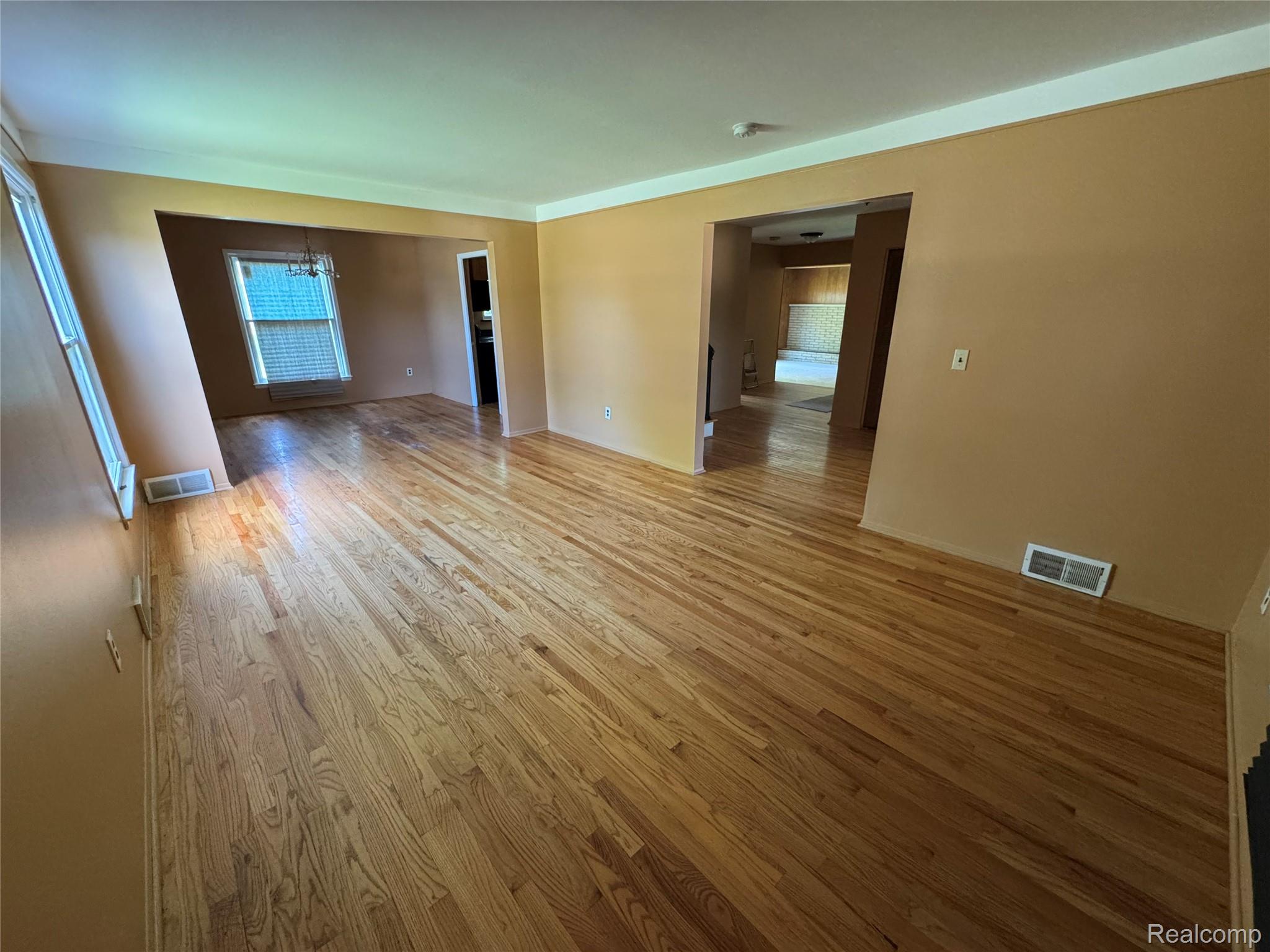 28330 Lahser Rd Road