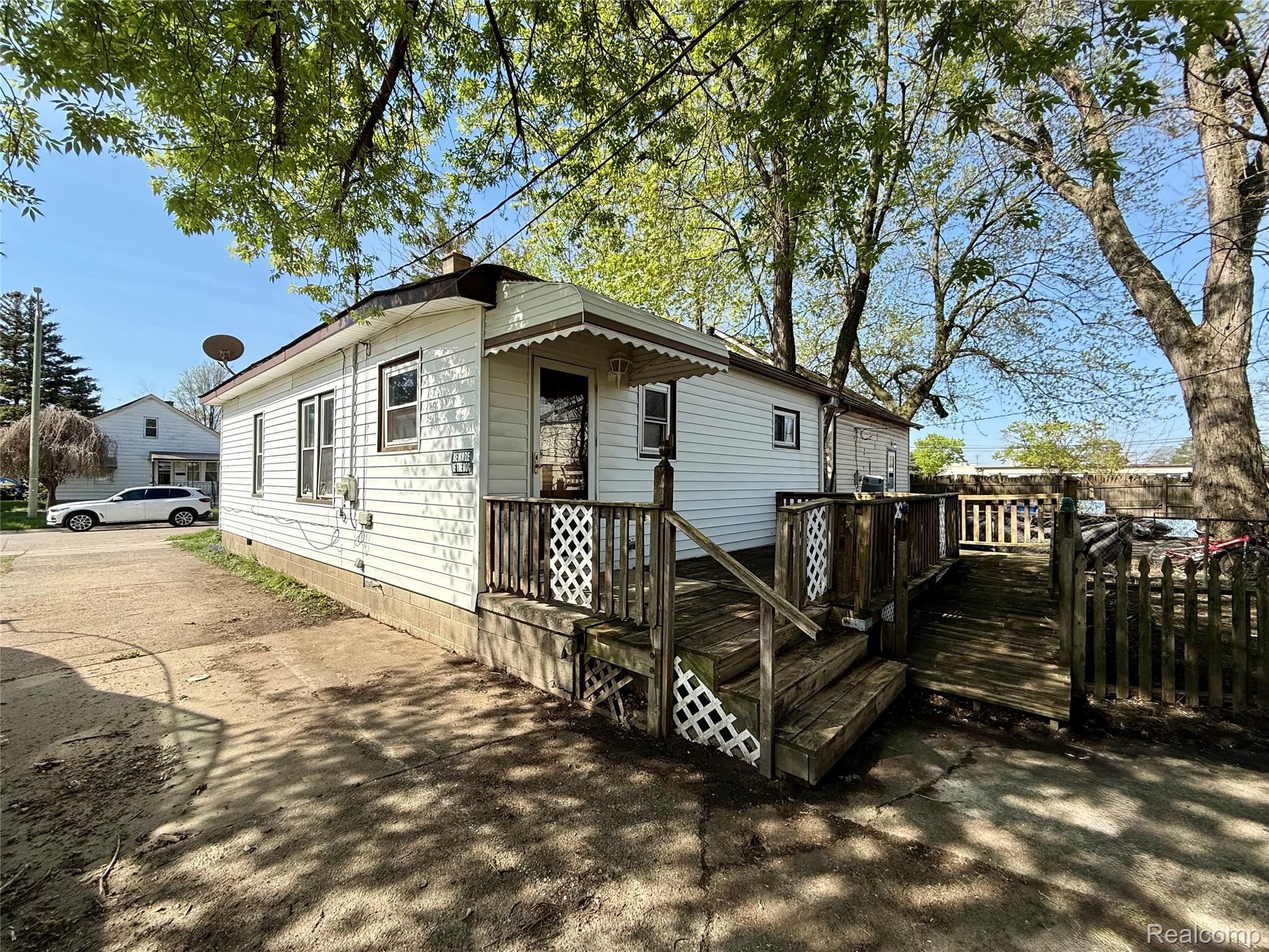 7035 Dodge Avenue