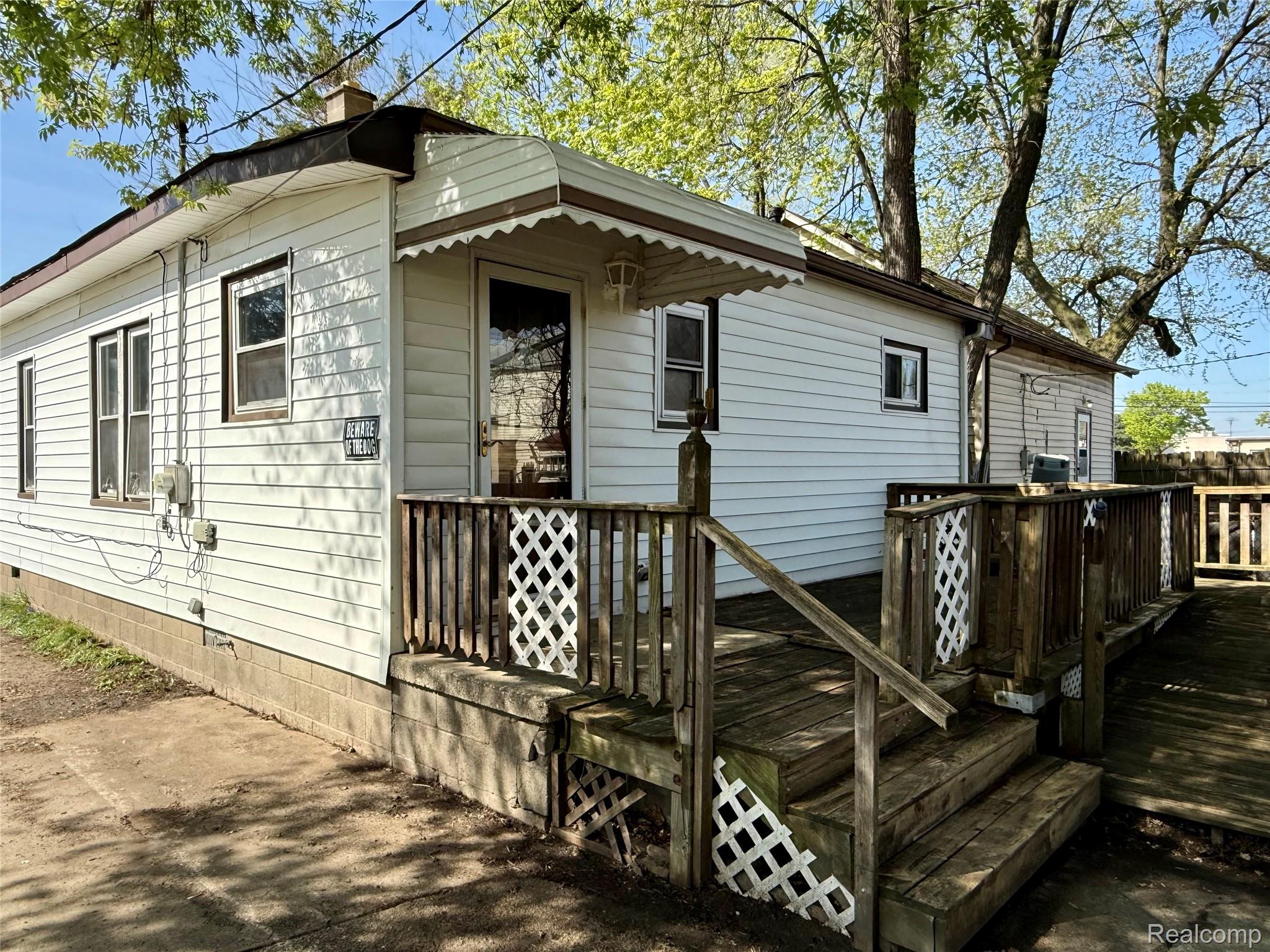 7035 Dodge Avenue