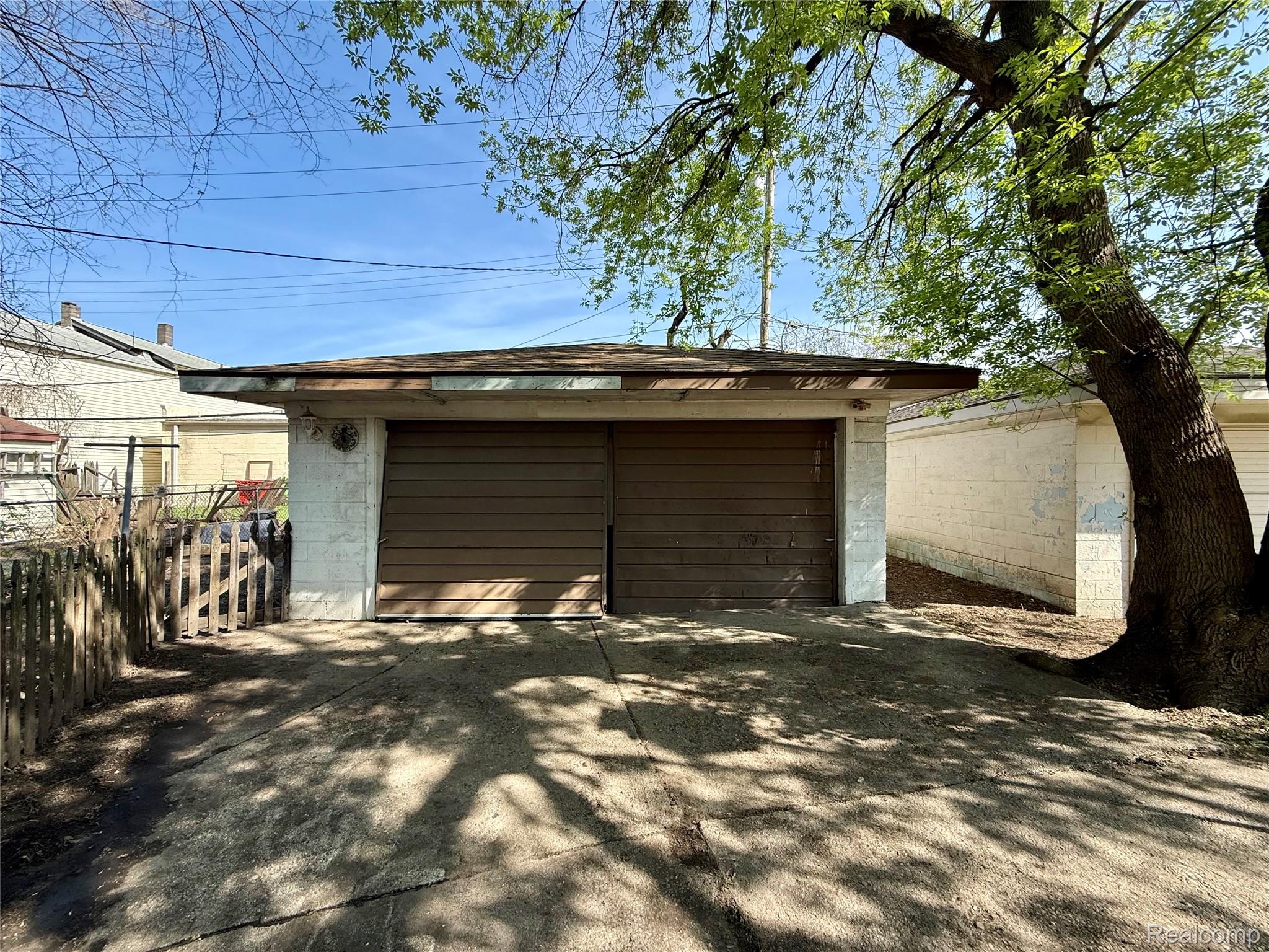 7035 Dodge Avenue