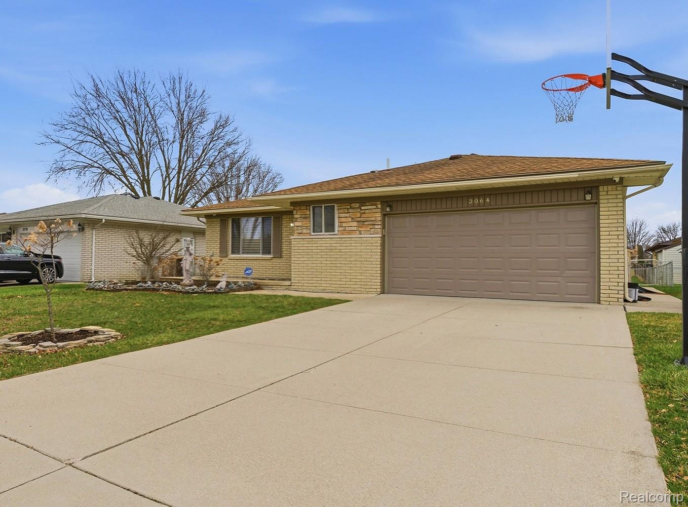 3064 Charity Dr