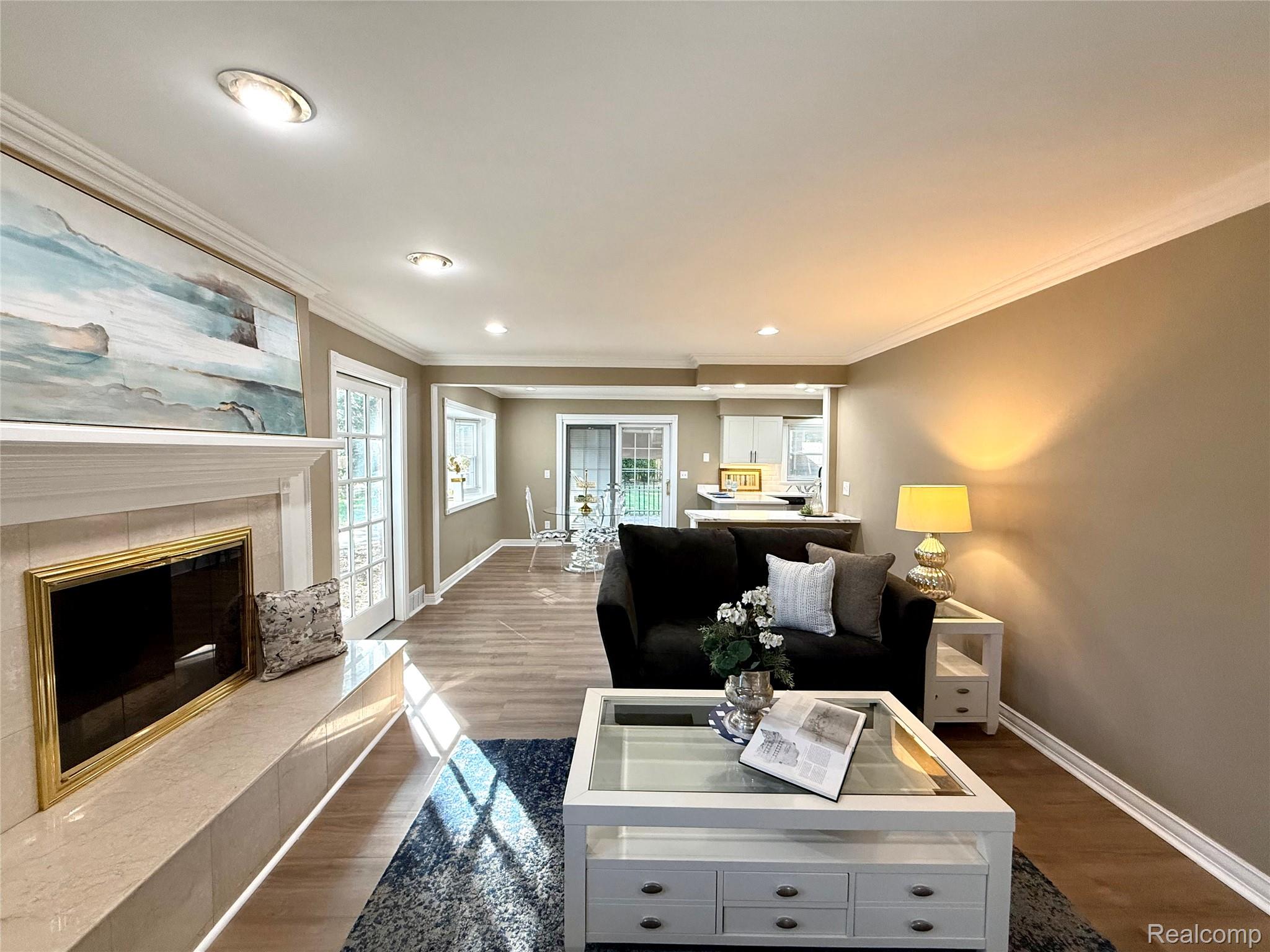 38552 Macintosh Court