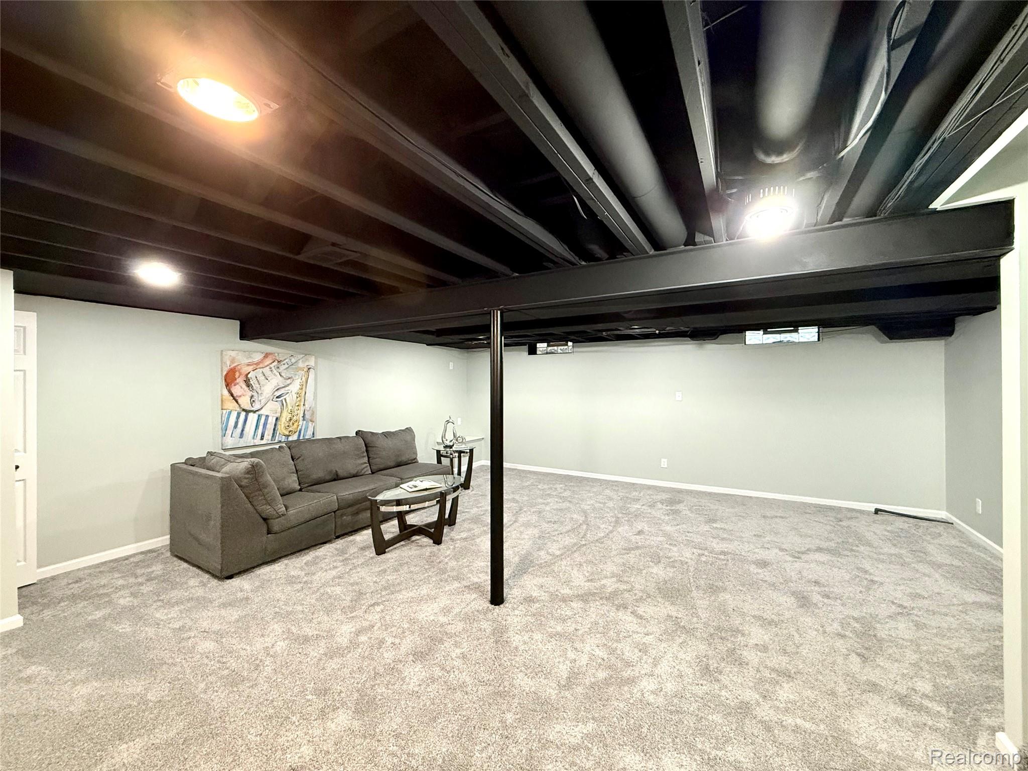 38552 Macintosh Court