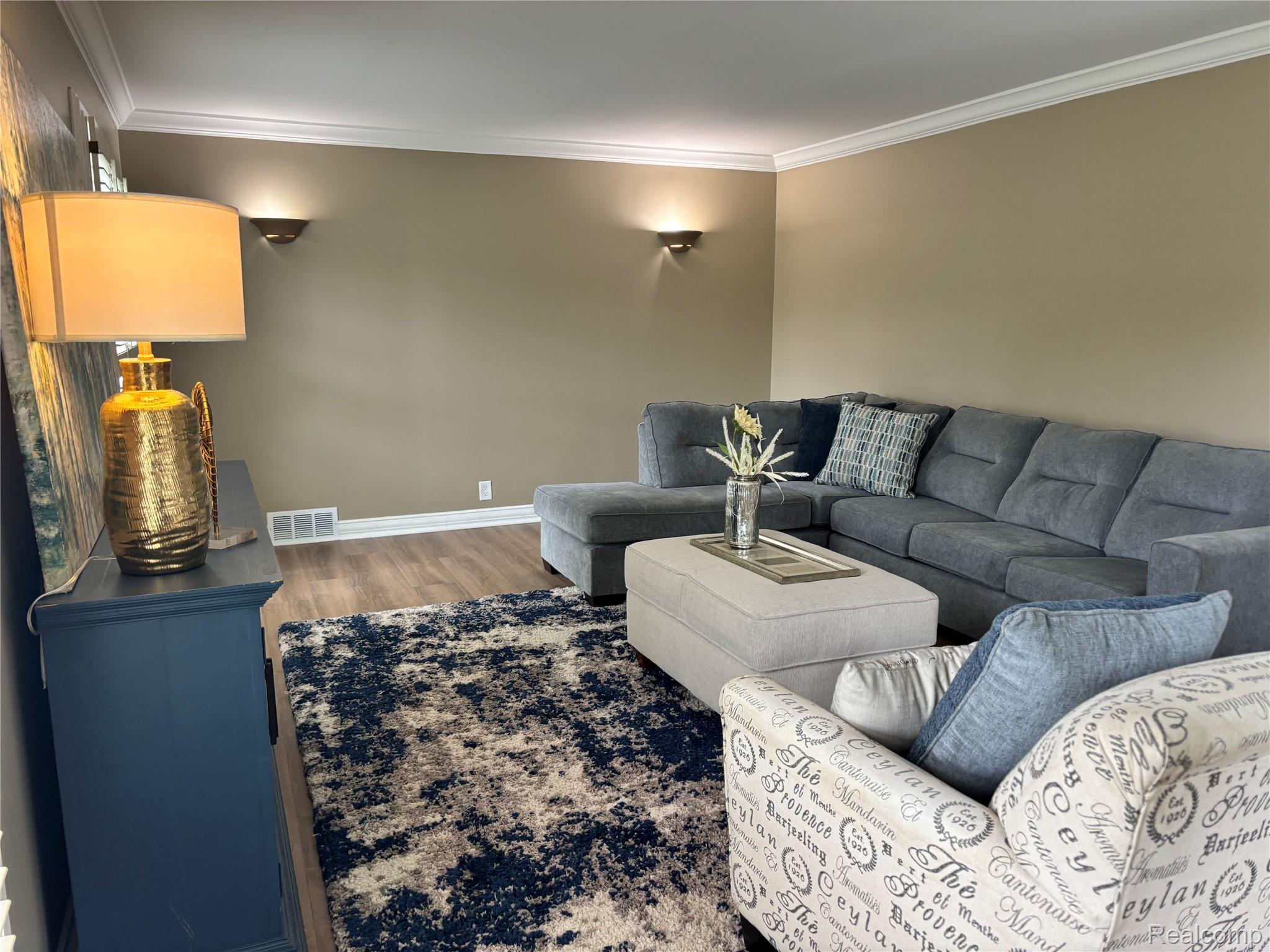 38552 Macintosh Court