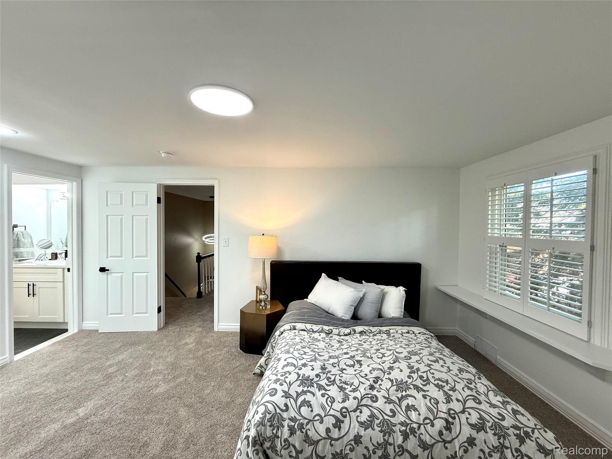 38552 Macintosh Court