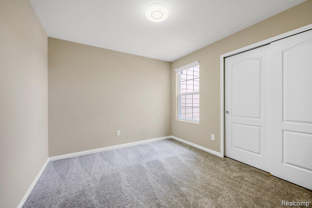 1674 Addison Circle