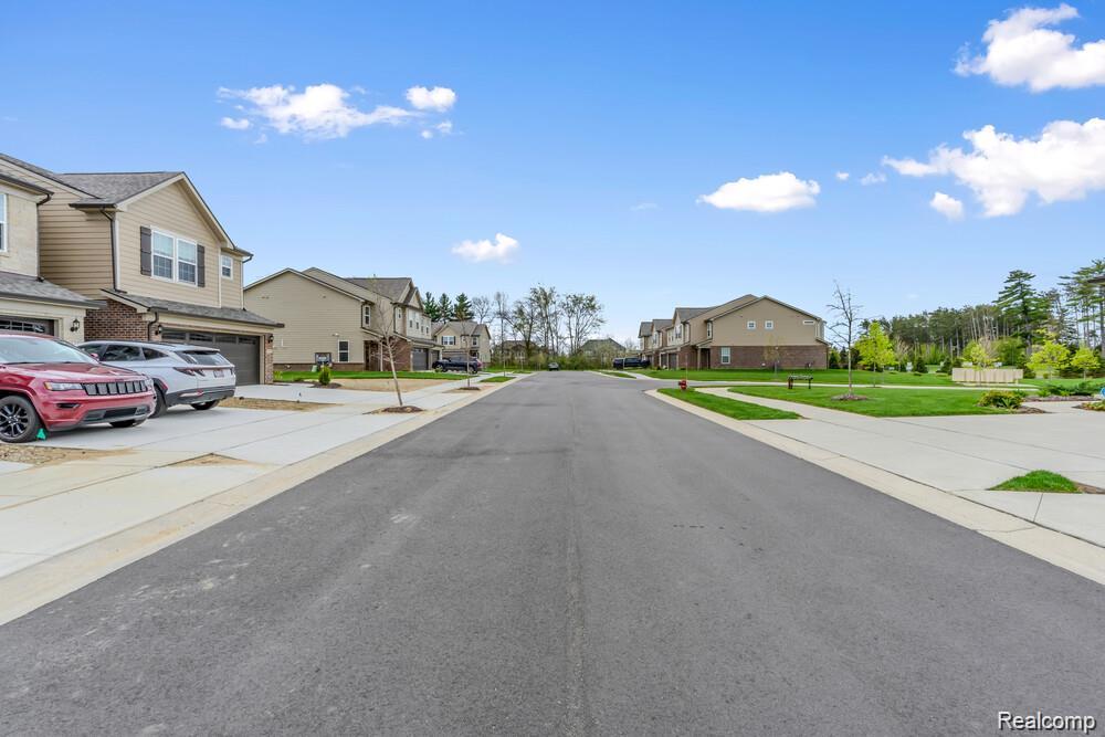 1674 Addison Circle