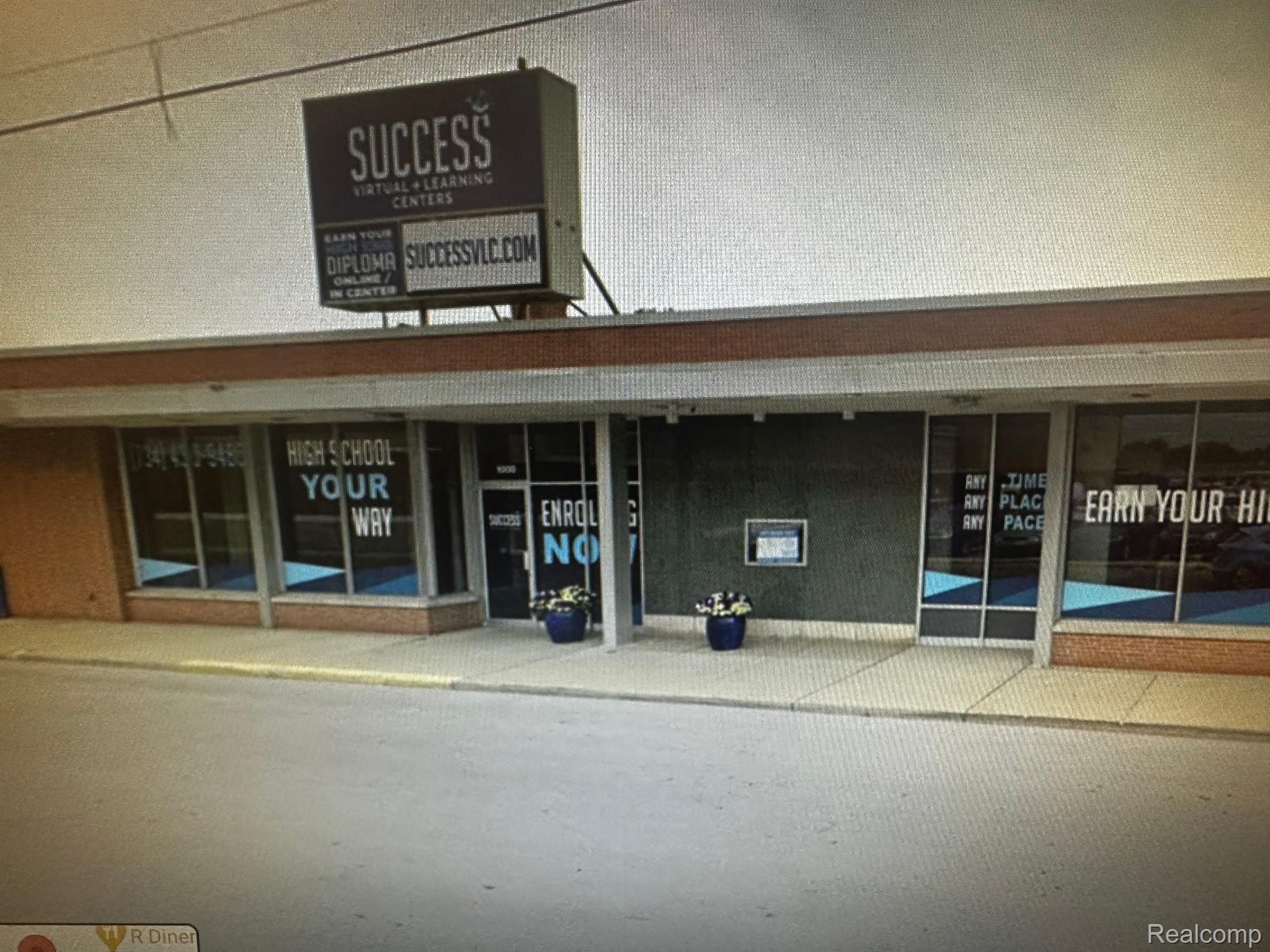 1000 S S MONROE Street