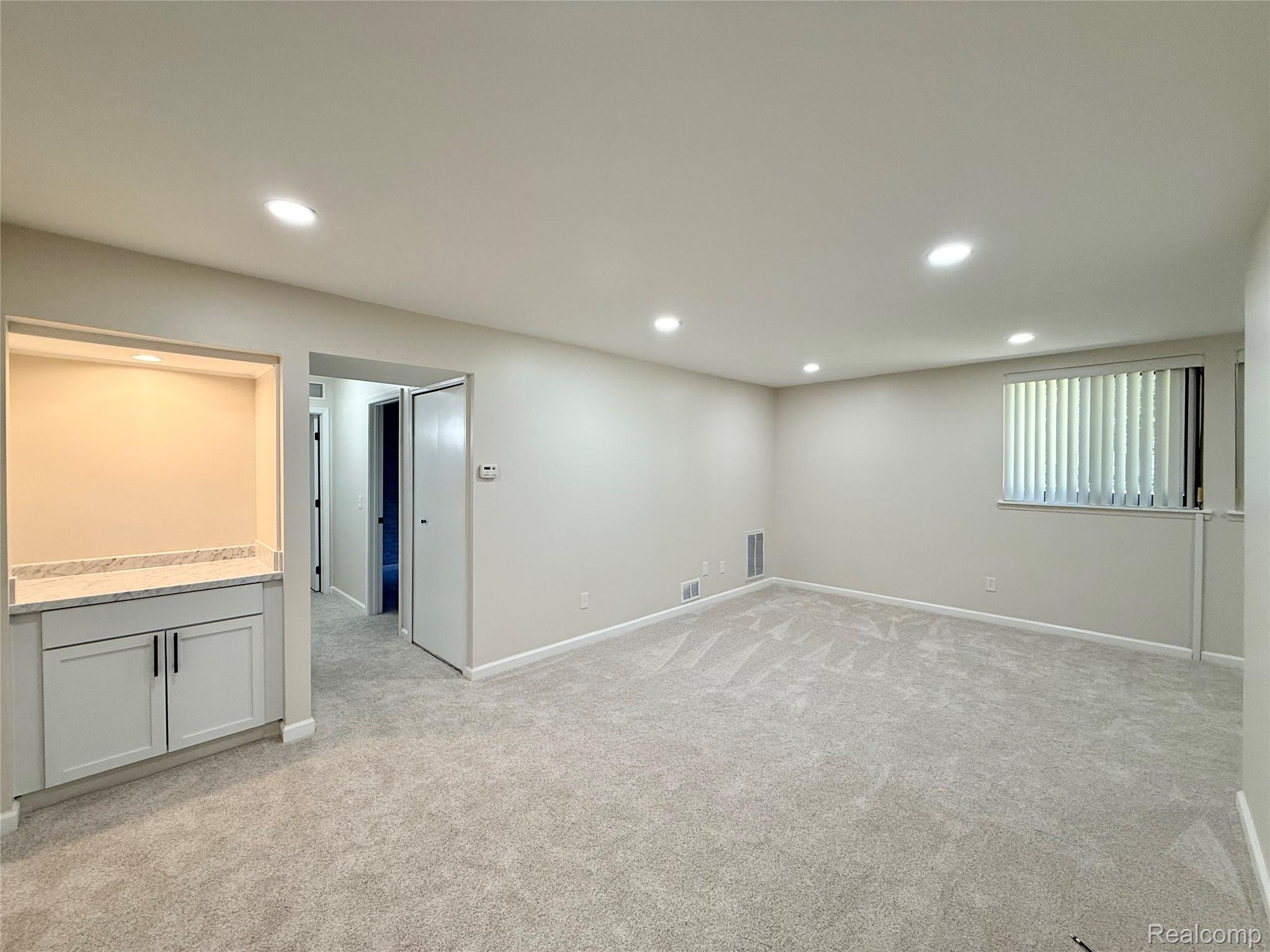 29870 W 12 Mile Road 703