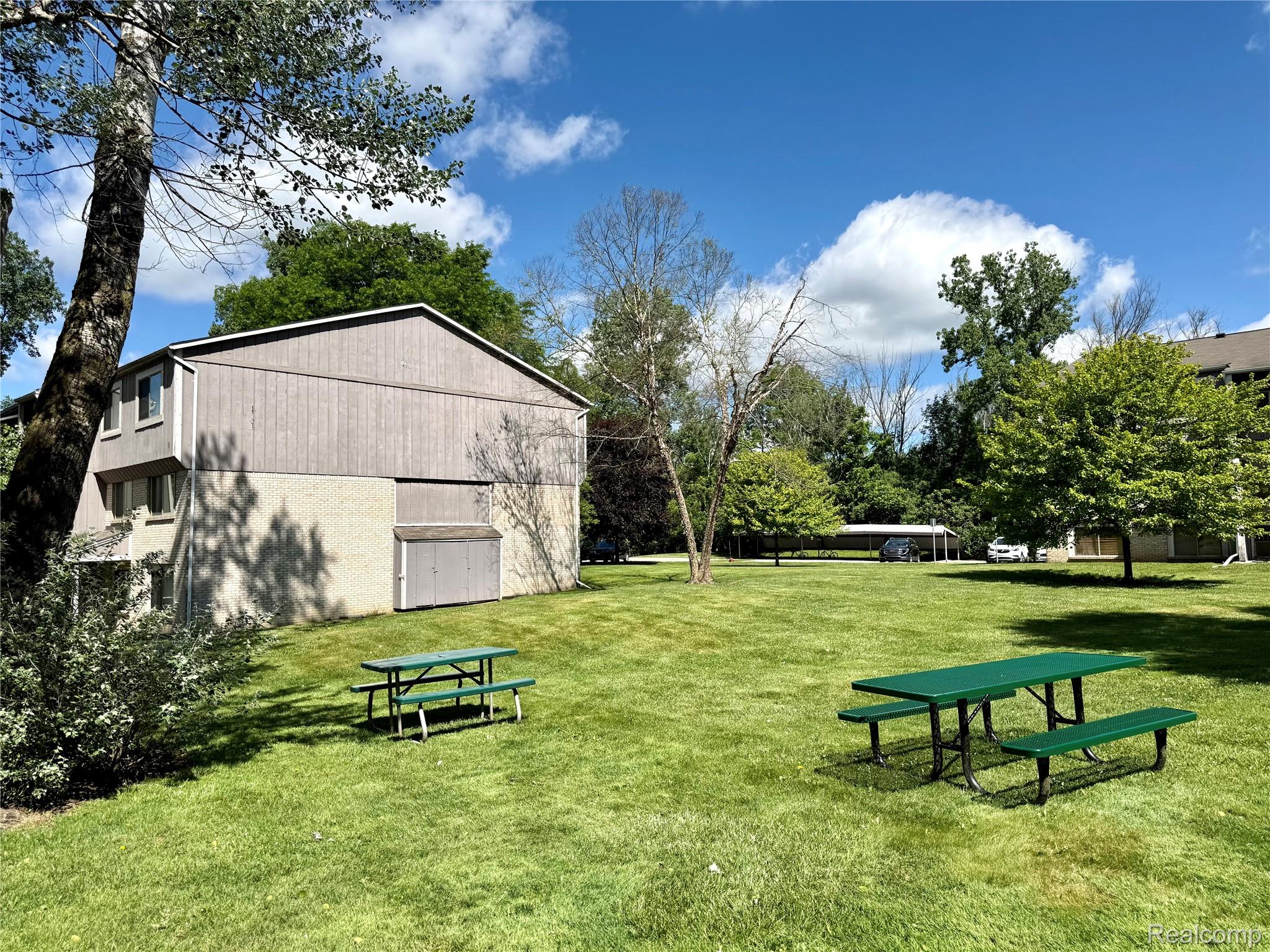 29870 W 12 Mile Road 703