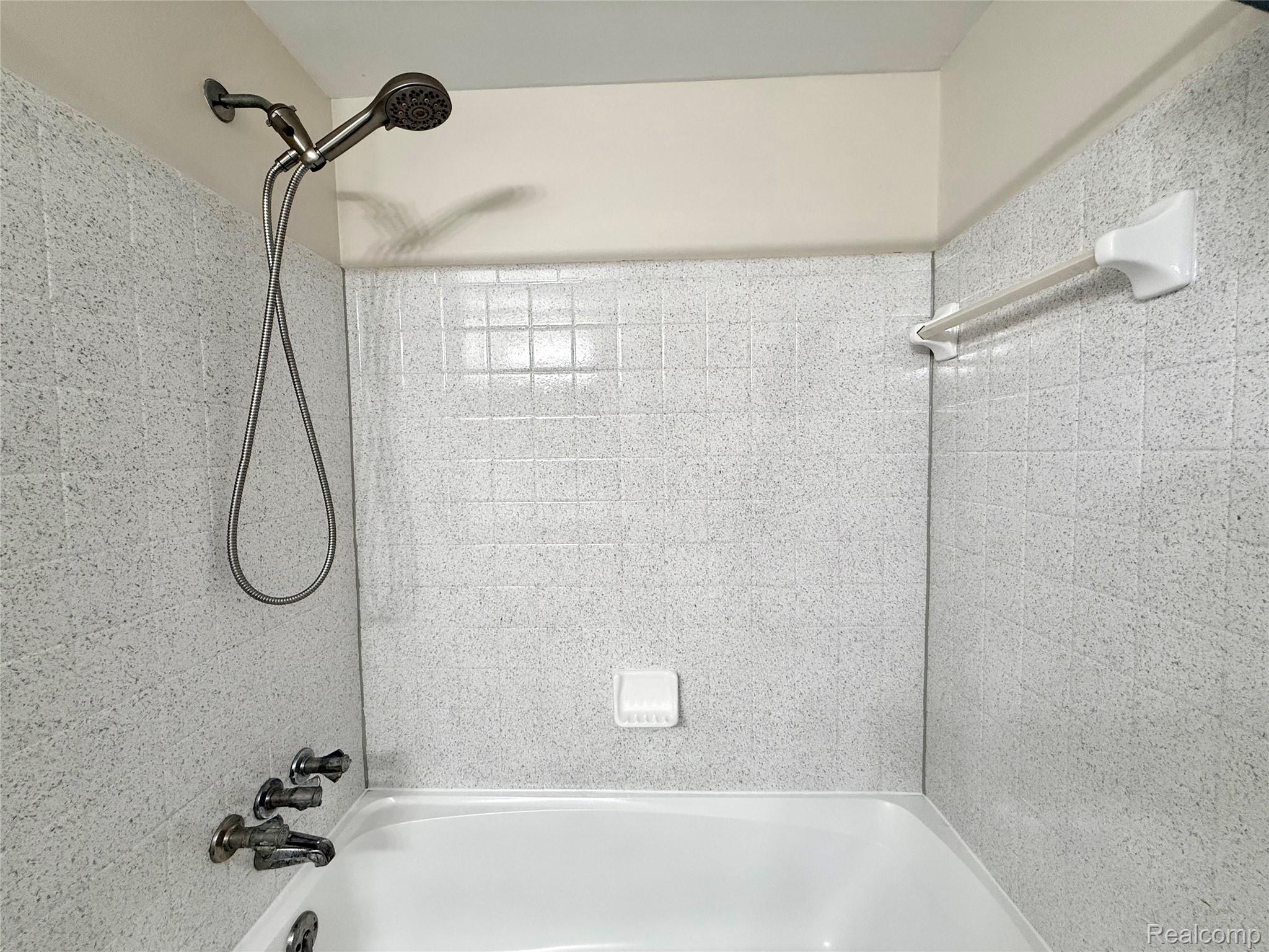 29870 W 12 Mile Road 703