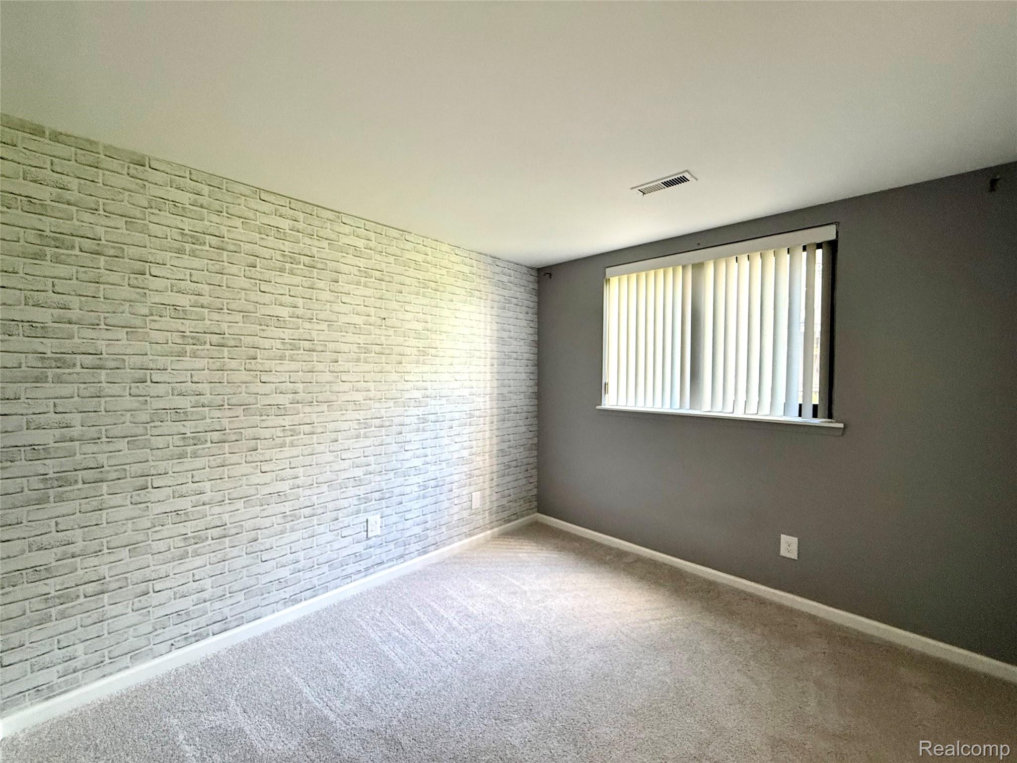 29870 W 12 Mile Road 703
