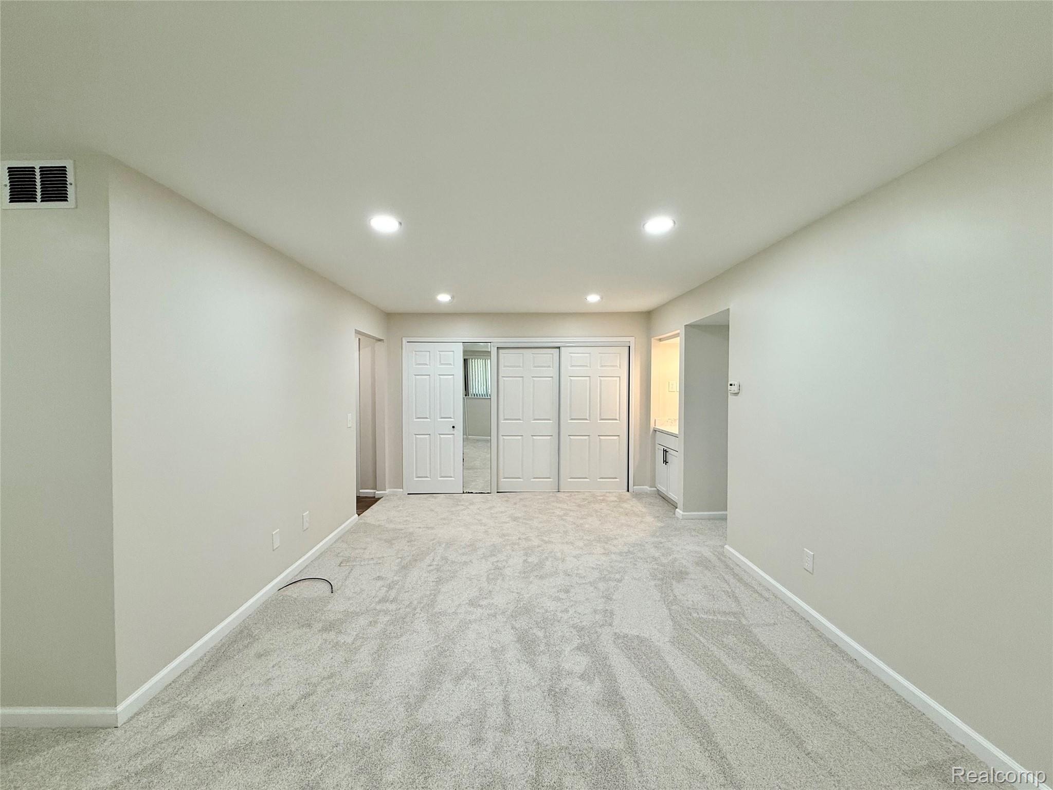 29870 W 12 Mile Road 703
