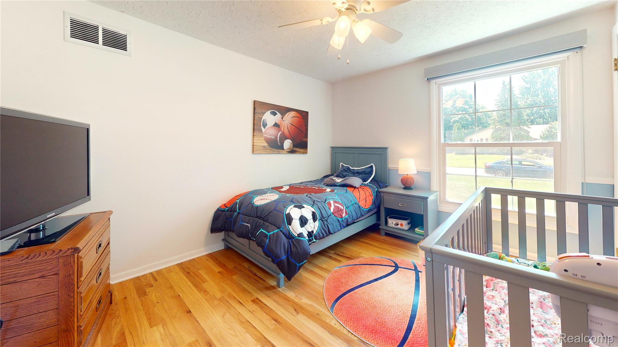 41784 Ladywood Drive