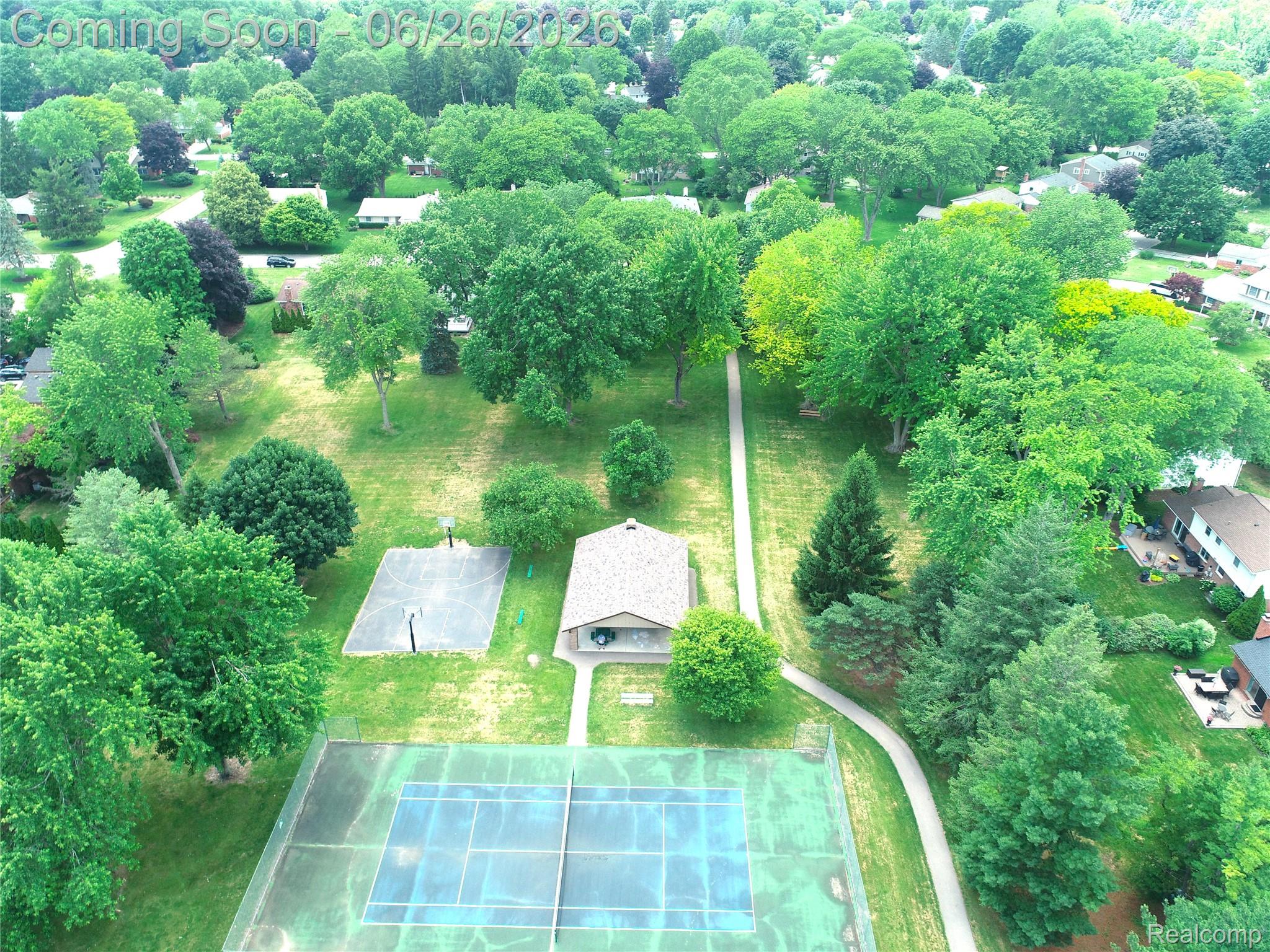 41784 Ladywood Drive