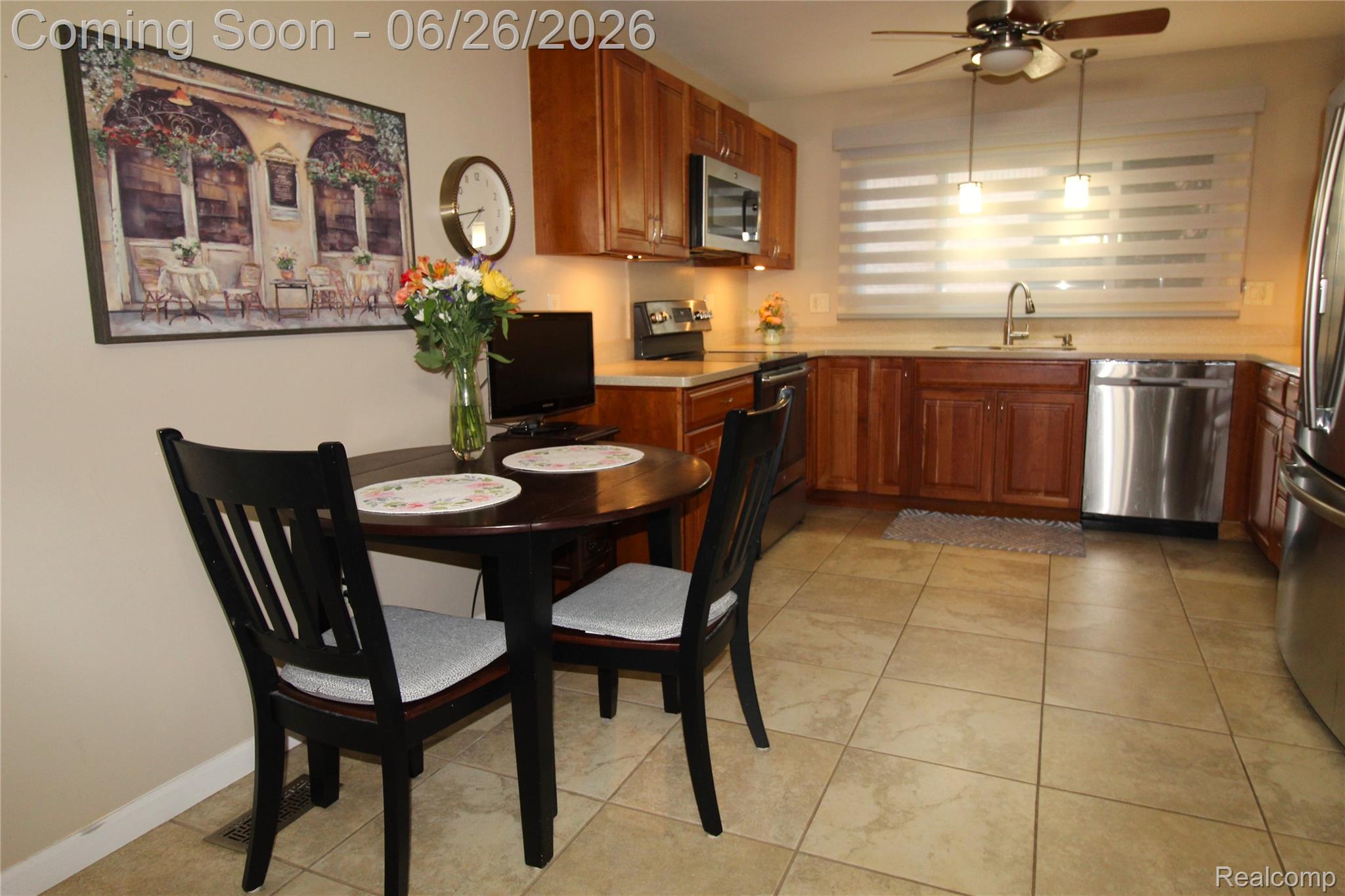 41784 Ladywood Drive