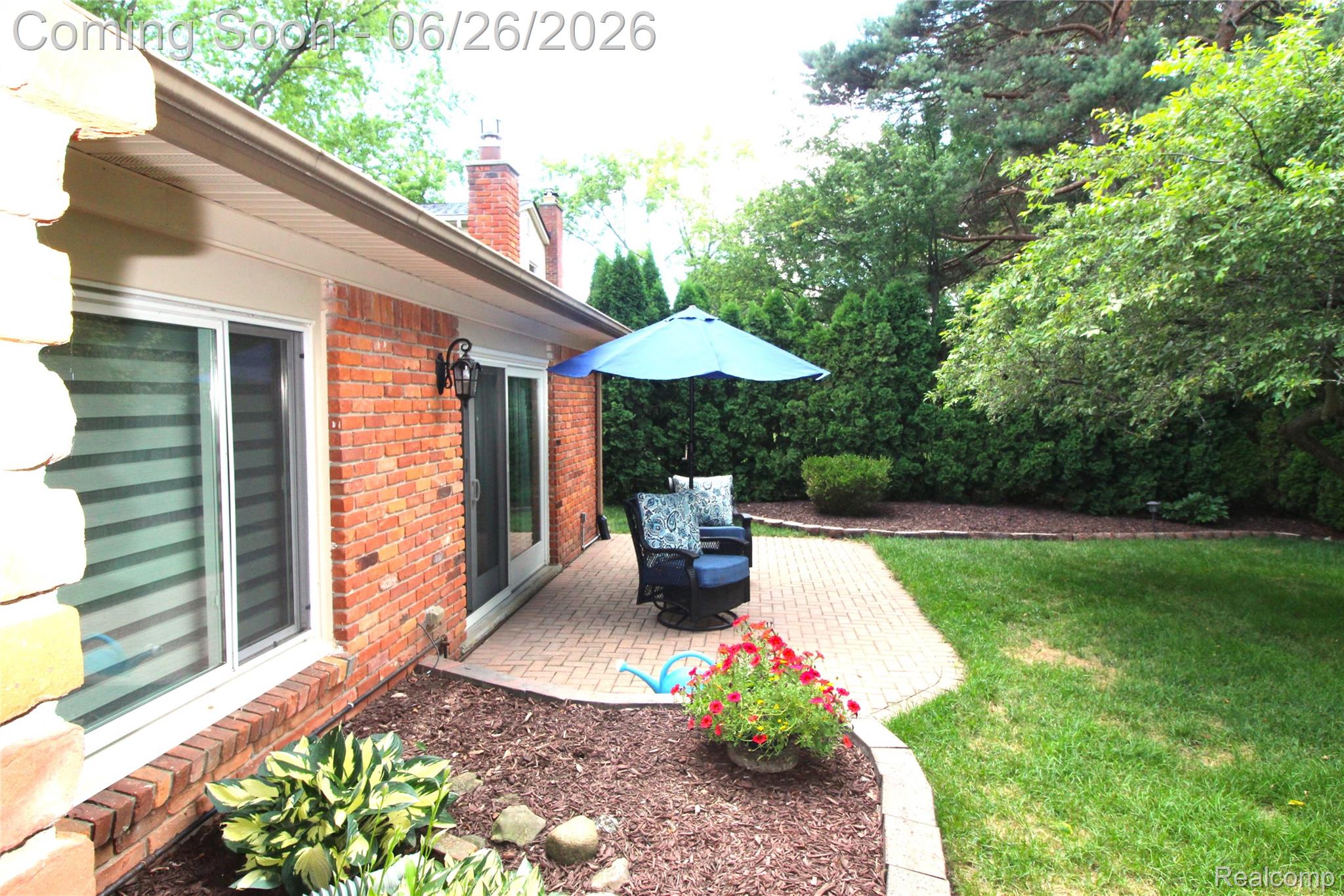 41784 Ladywood Drive
