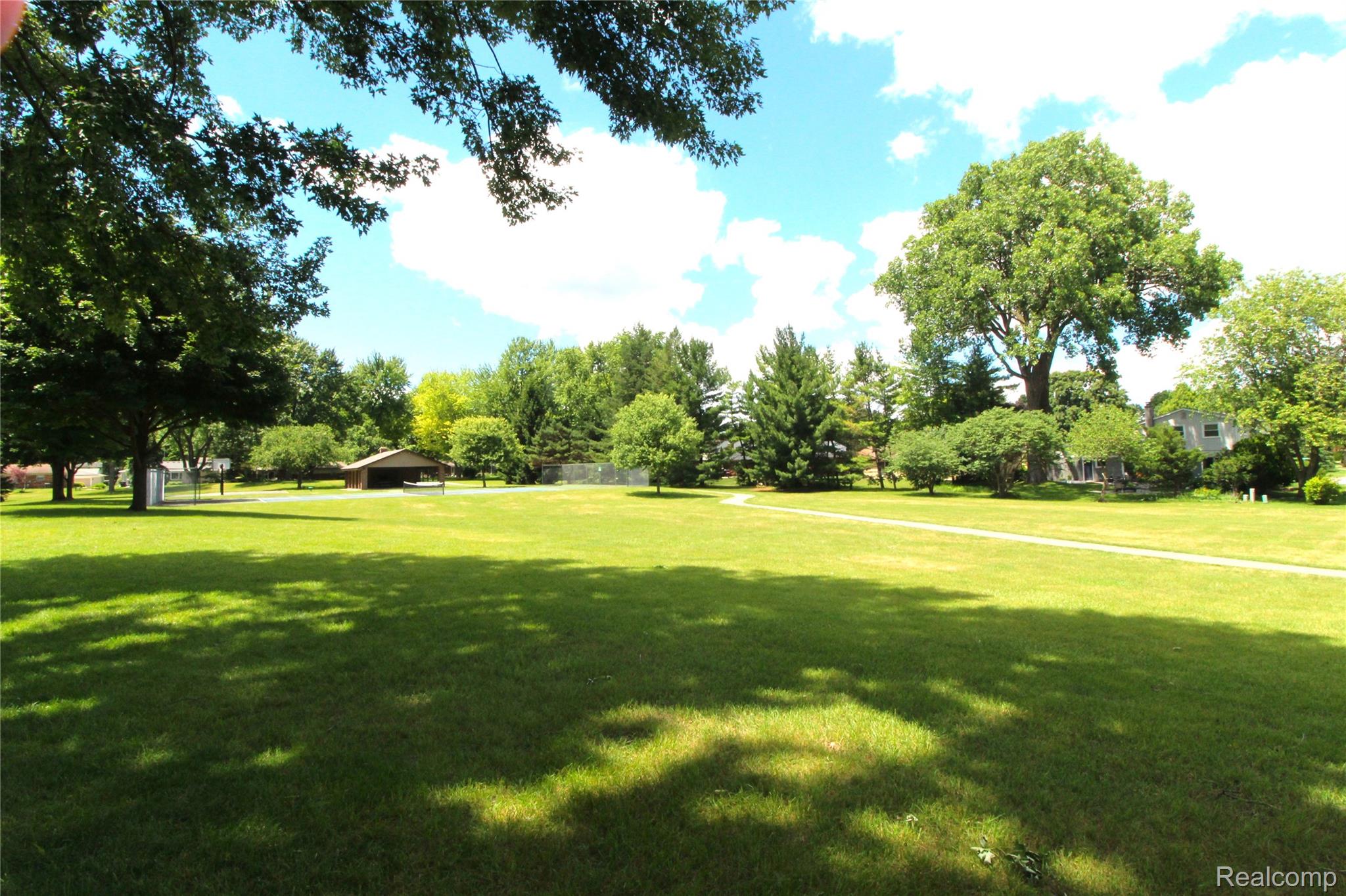 41784 Ladywood Drive
