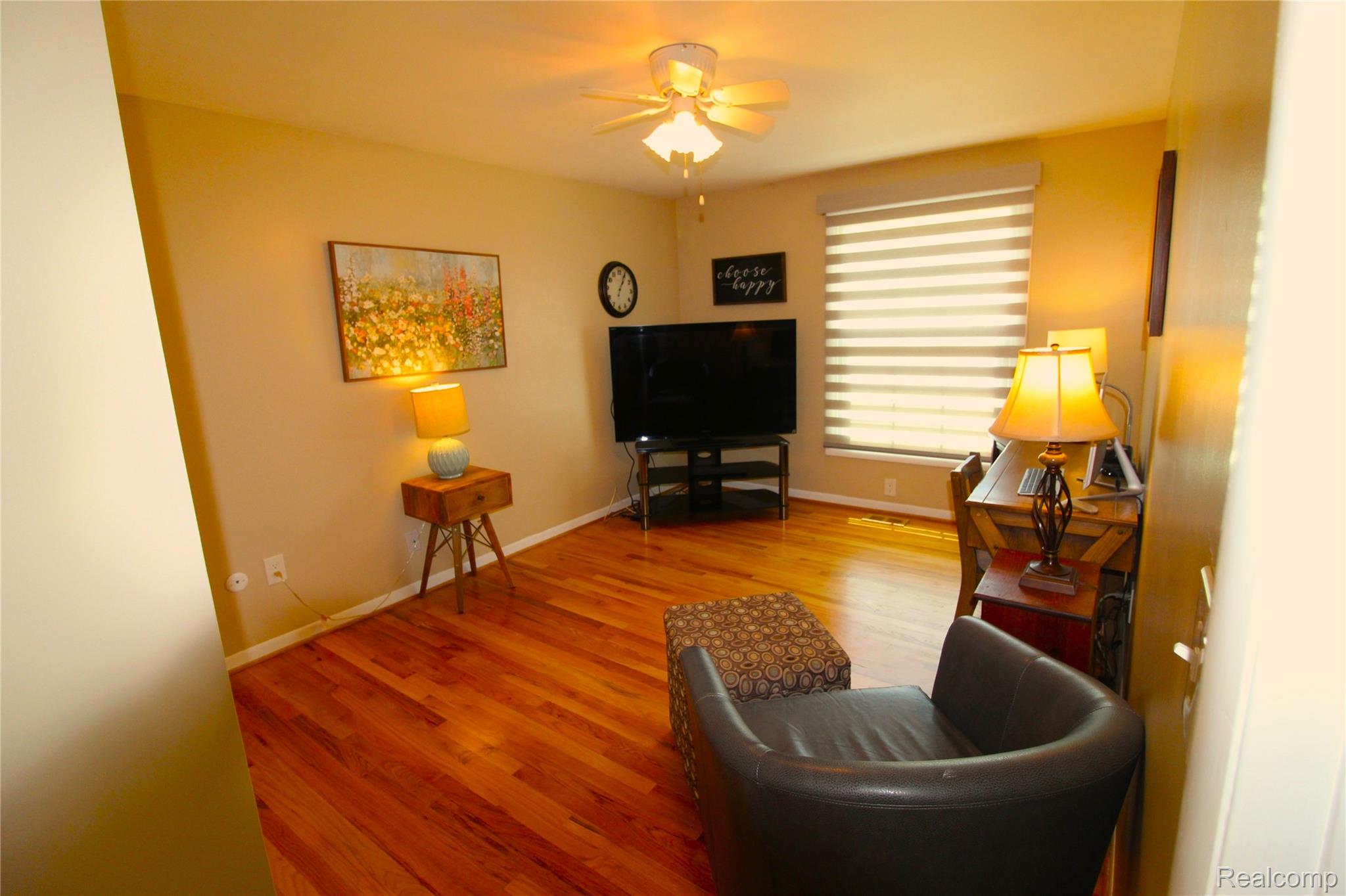 41784 Ladywood Drive