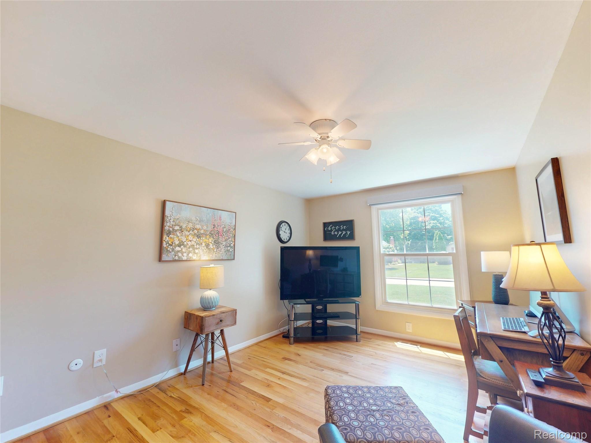 41784 Ladywood Drive