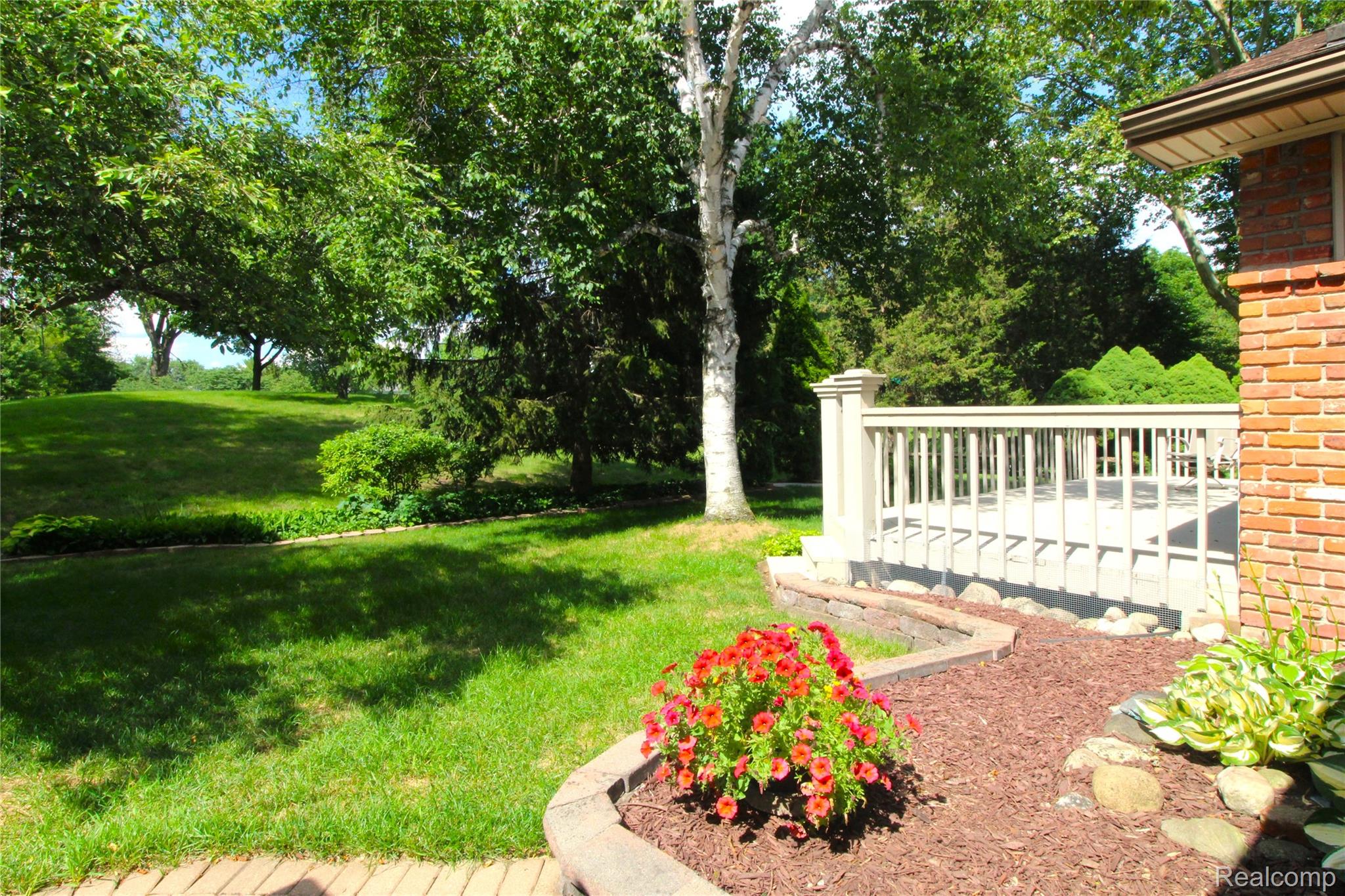 41784 Ladywood Drive