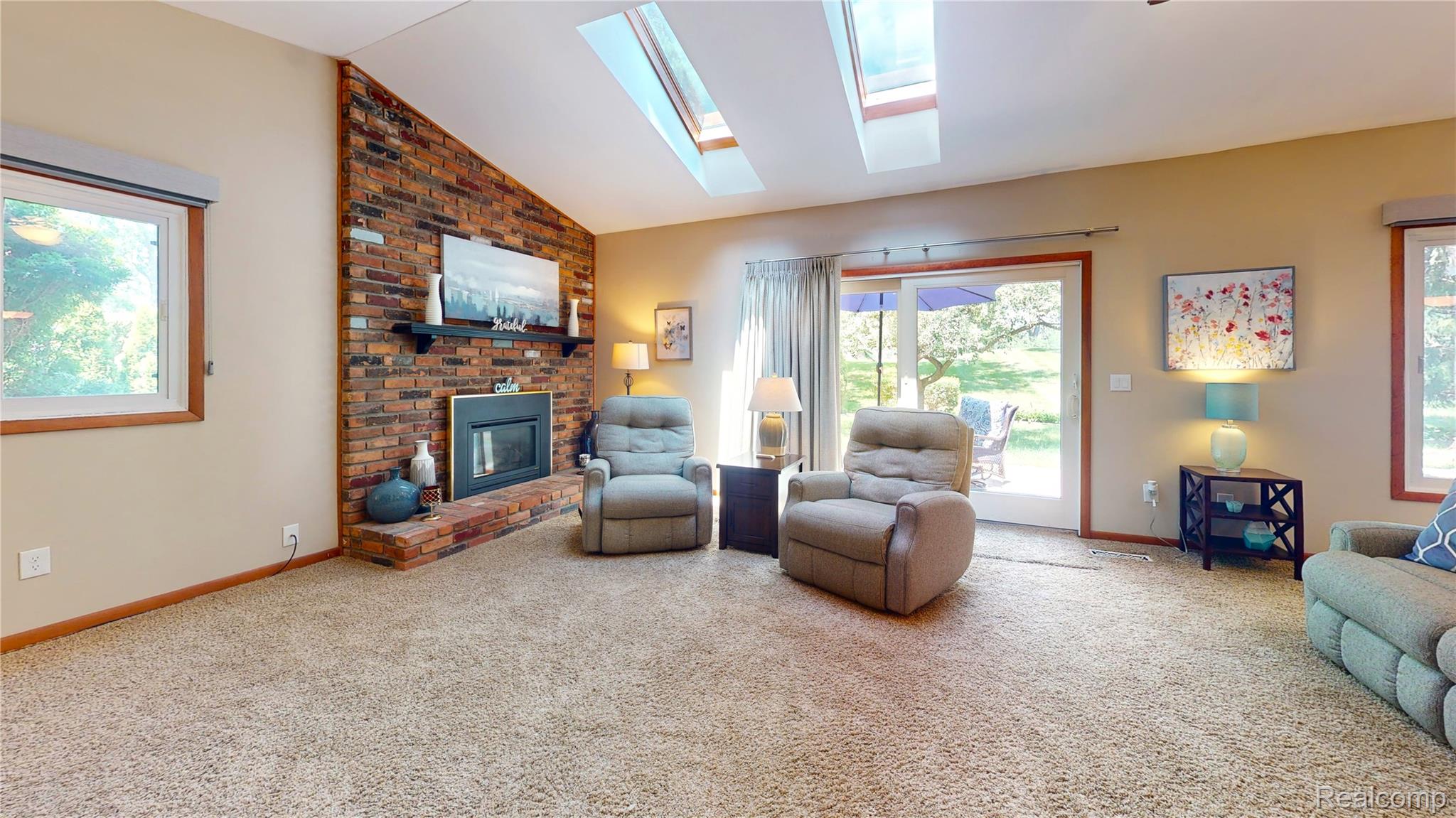 41784 Ladywood Drive