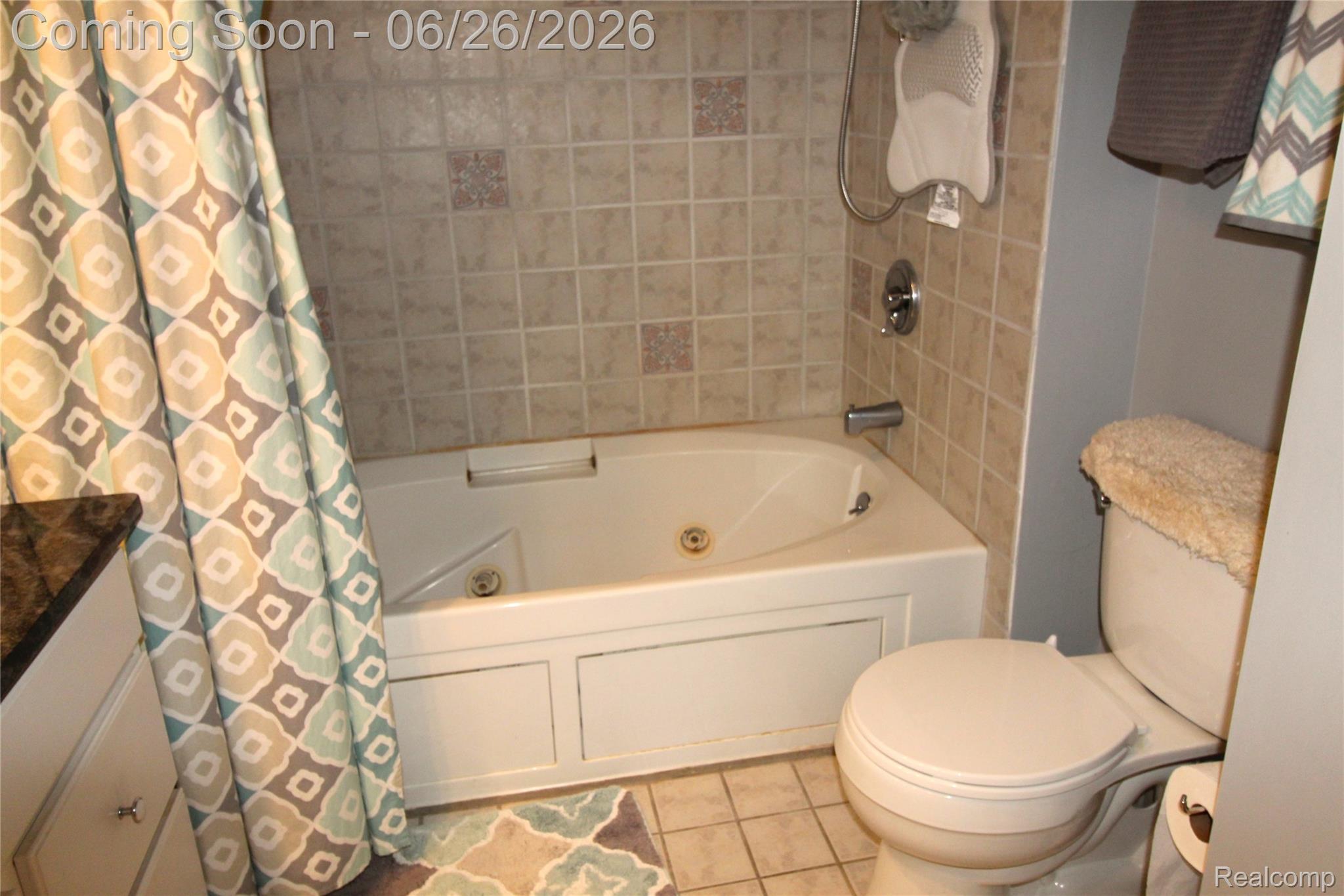 41784 Ladywood Drive
