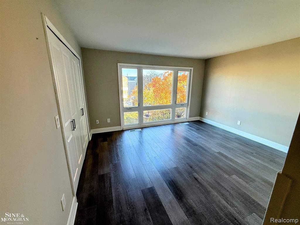 3305 Jib Lane