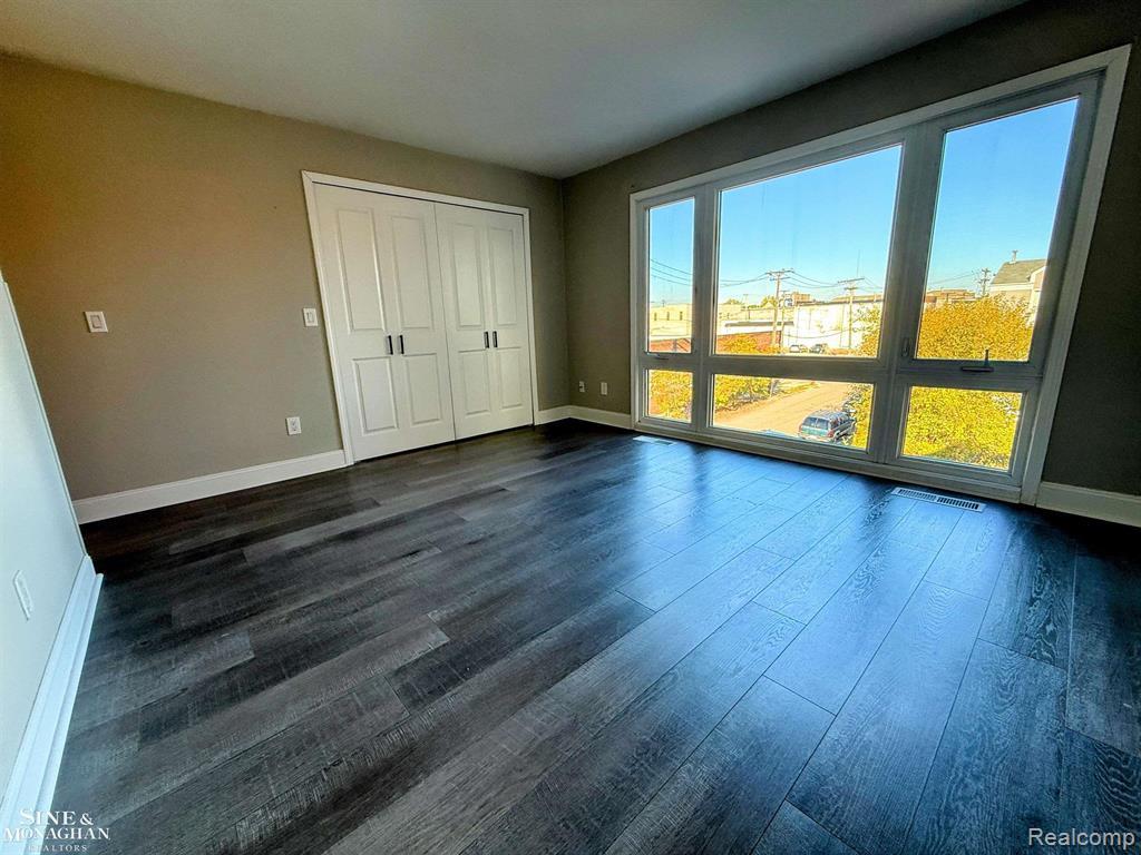 3305 Jib Lane