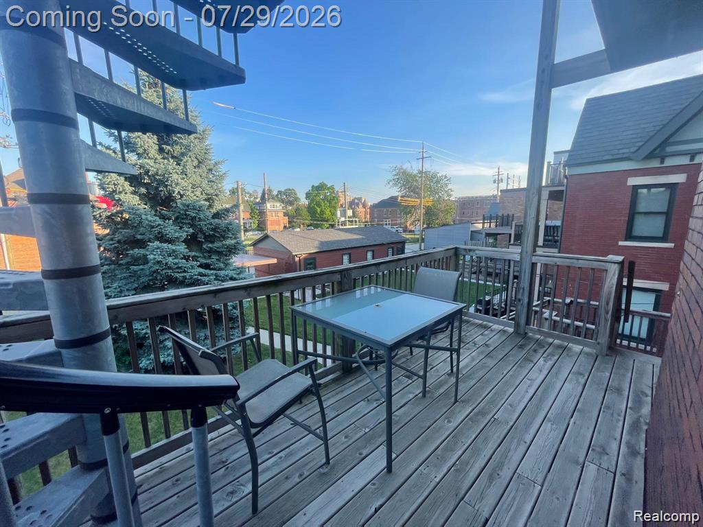 314 ELIOT Street Unit: Unit 3